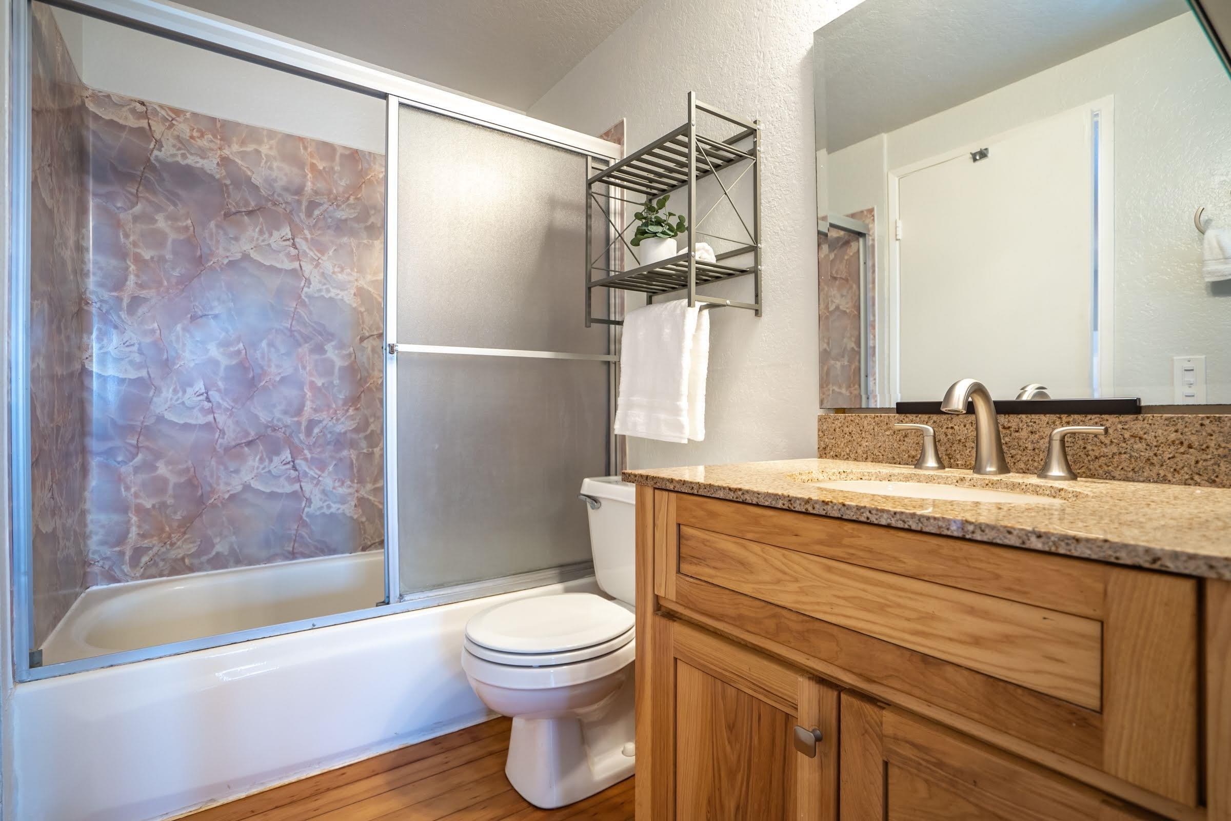 2180 W Vineyard St Property Photo 17