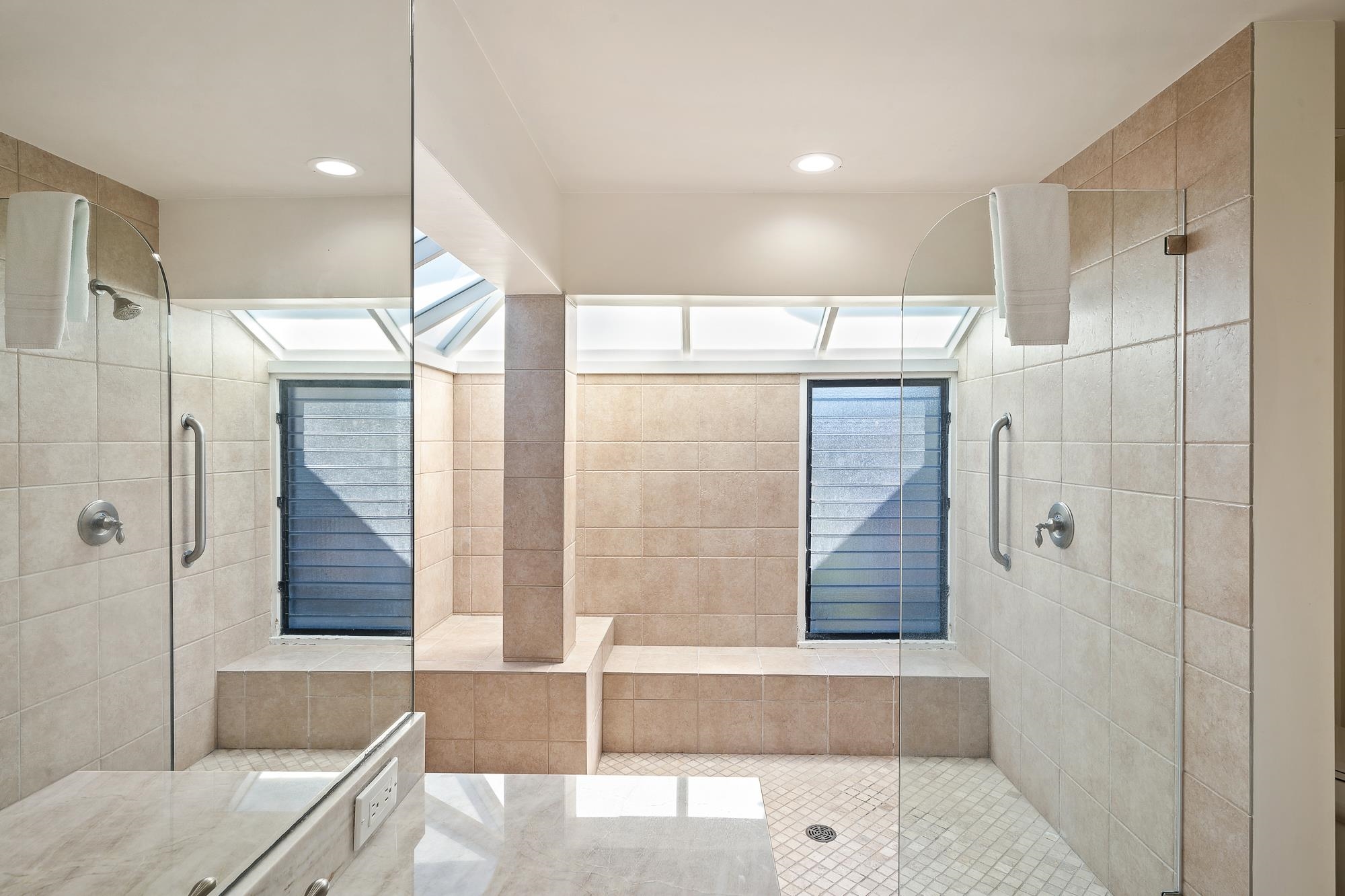 500 Bay Dr Property Photo 17