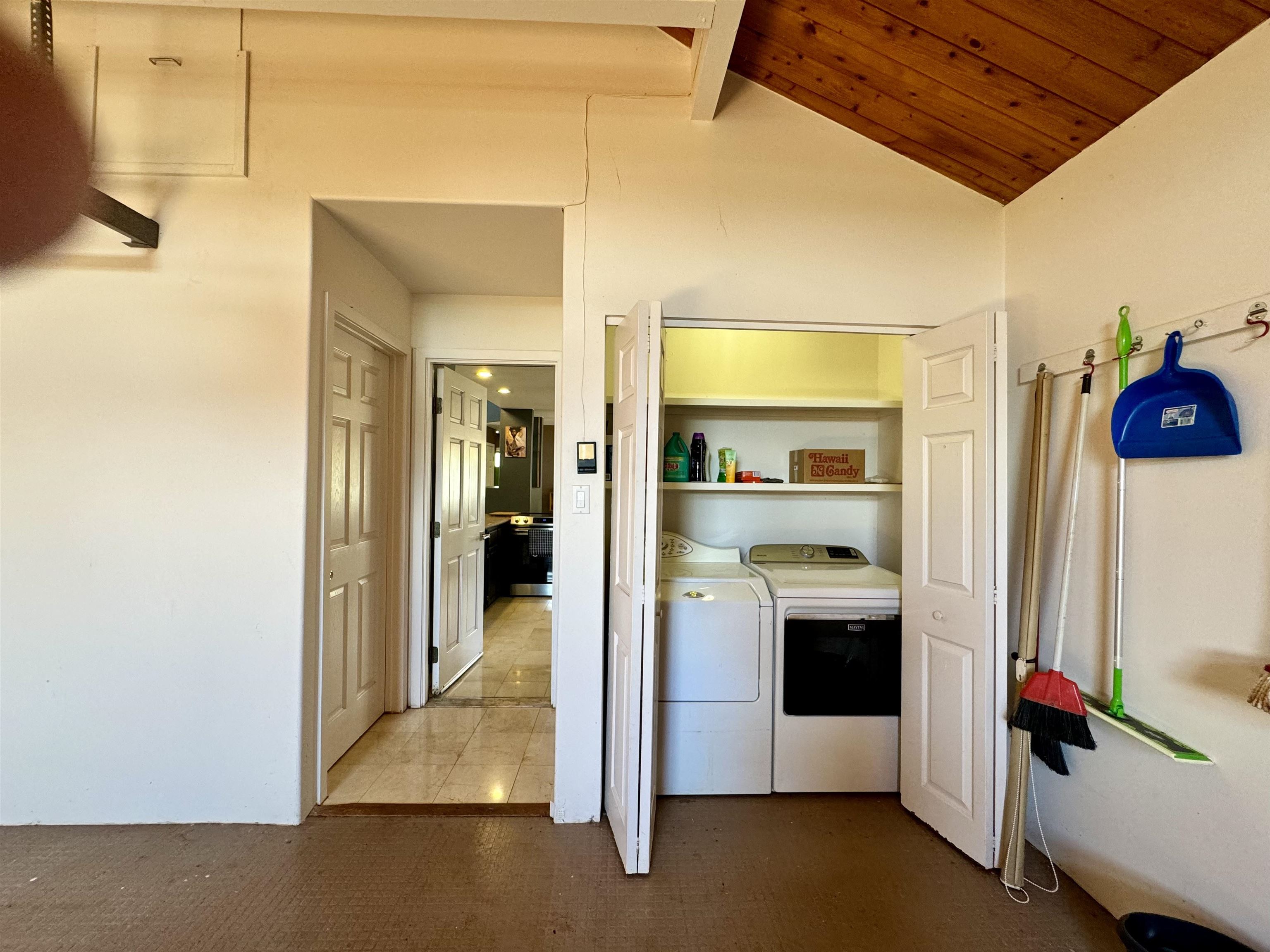 126 Kaiaka Rd Property Photo 40
