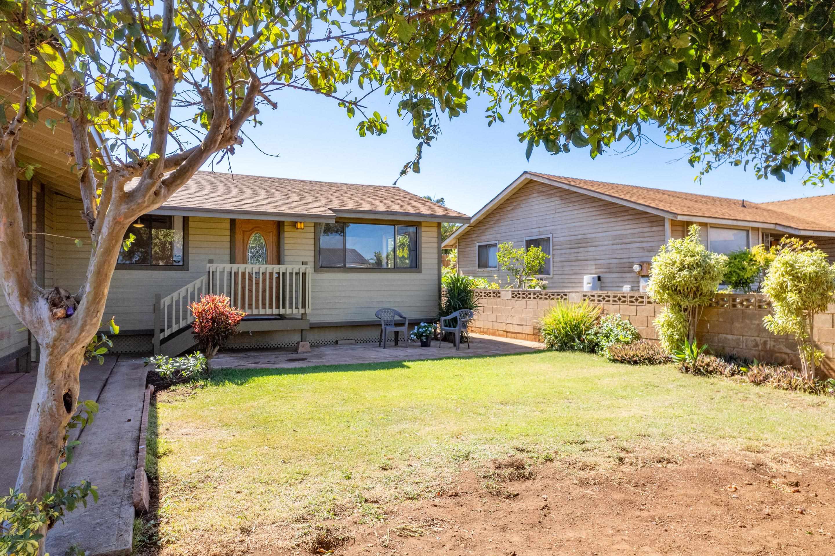 390 Kaiolohia St Property Photo 2