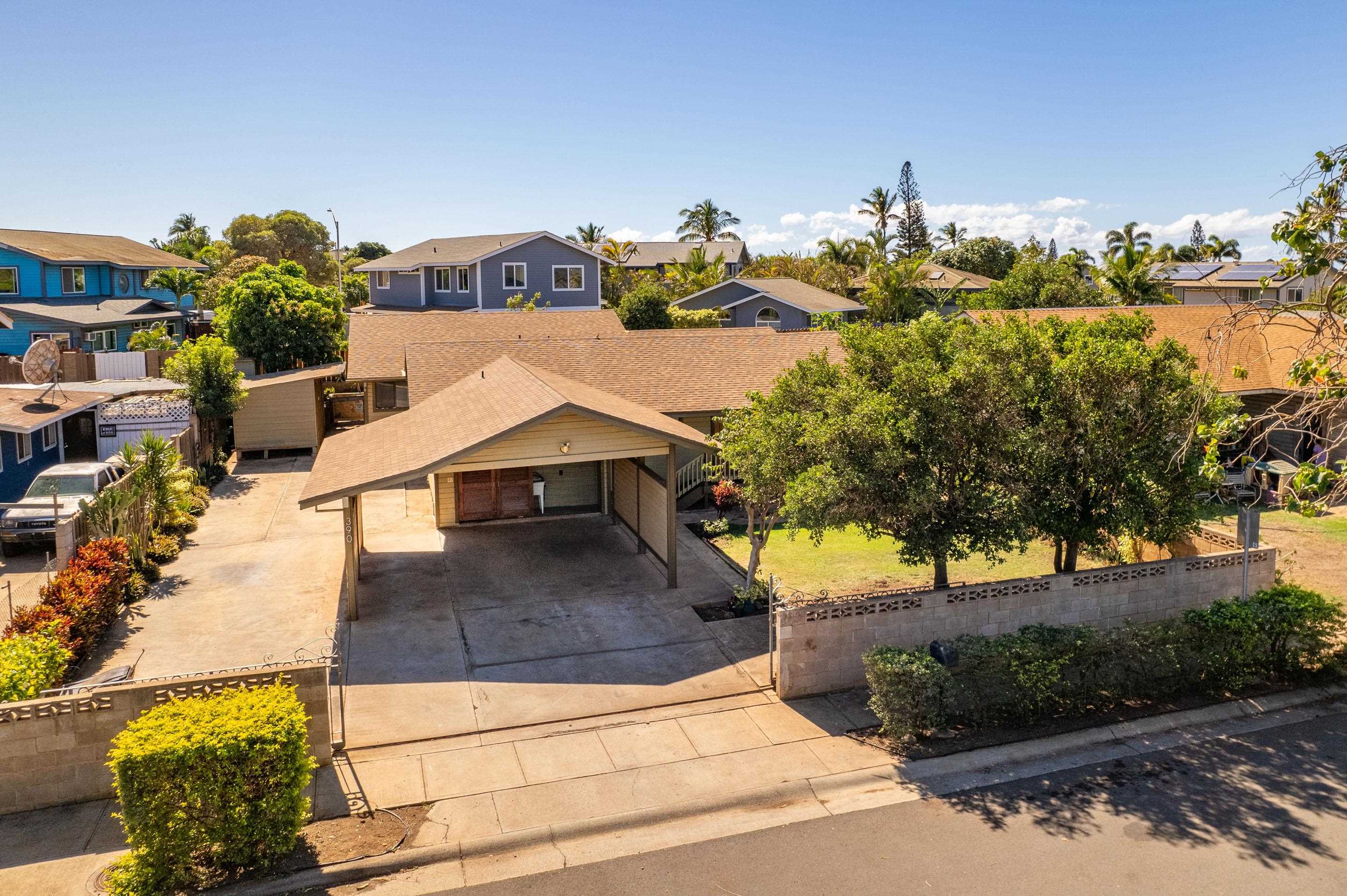 390 Kaiolohia St Property Photo 4