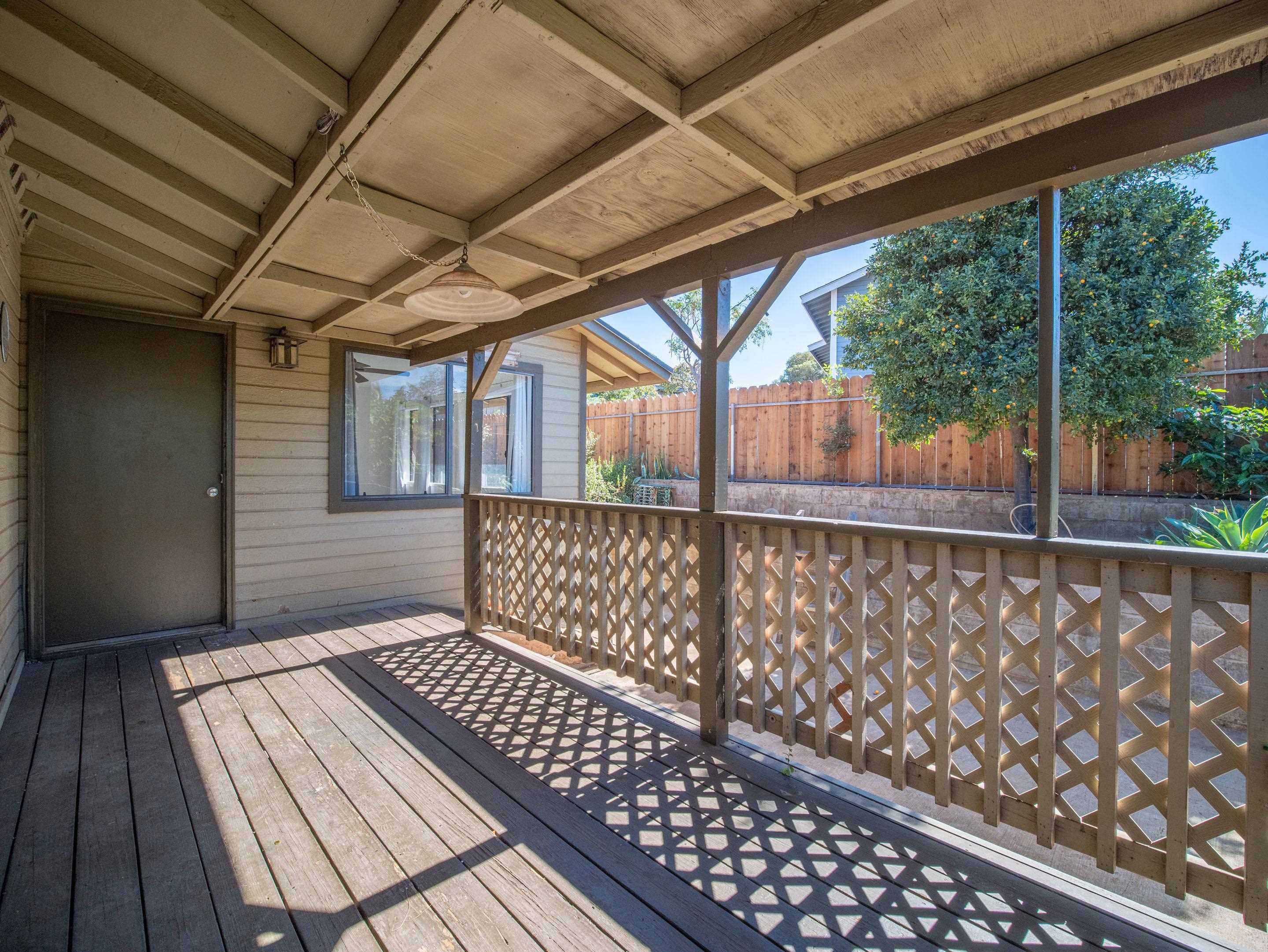 390 Kaiolohia St Property Photo 19