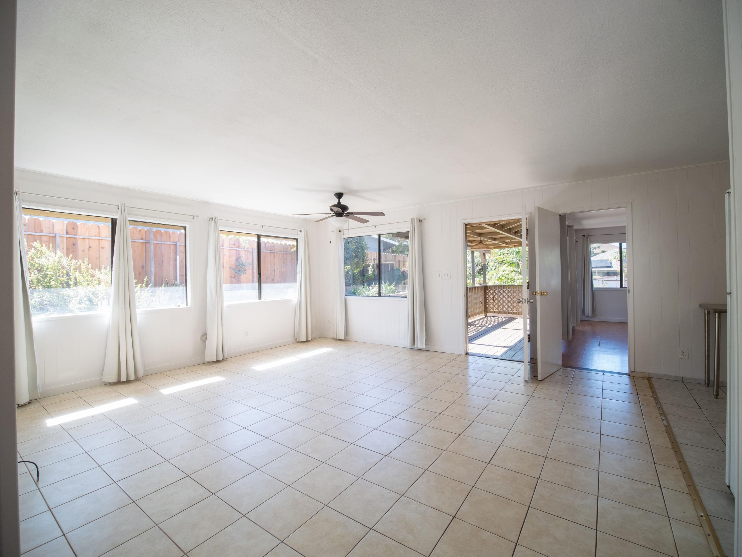 390 Kaiolohia St Property Photo 24