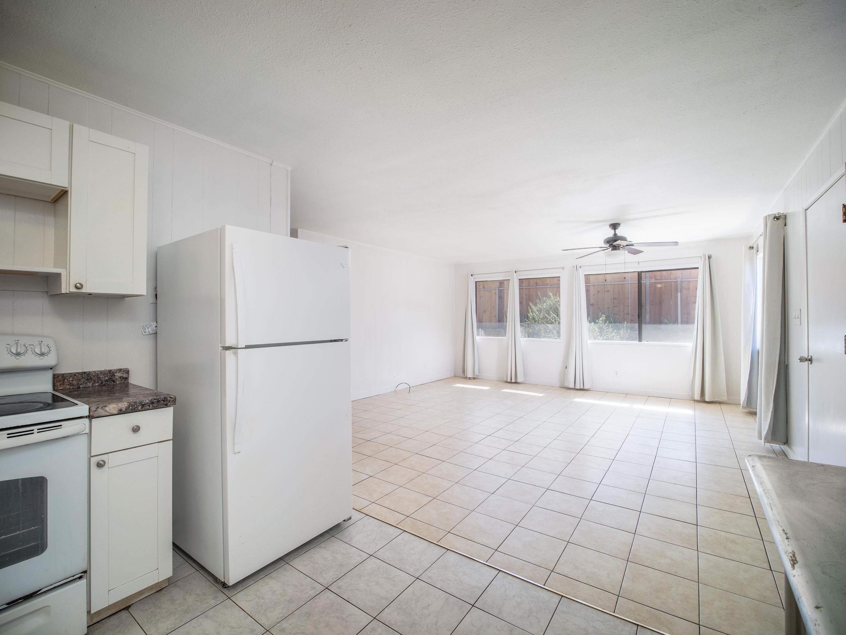 390 Kaiolohia St Property Photo 26