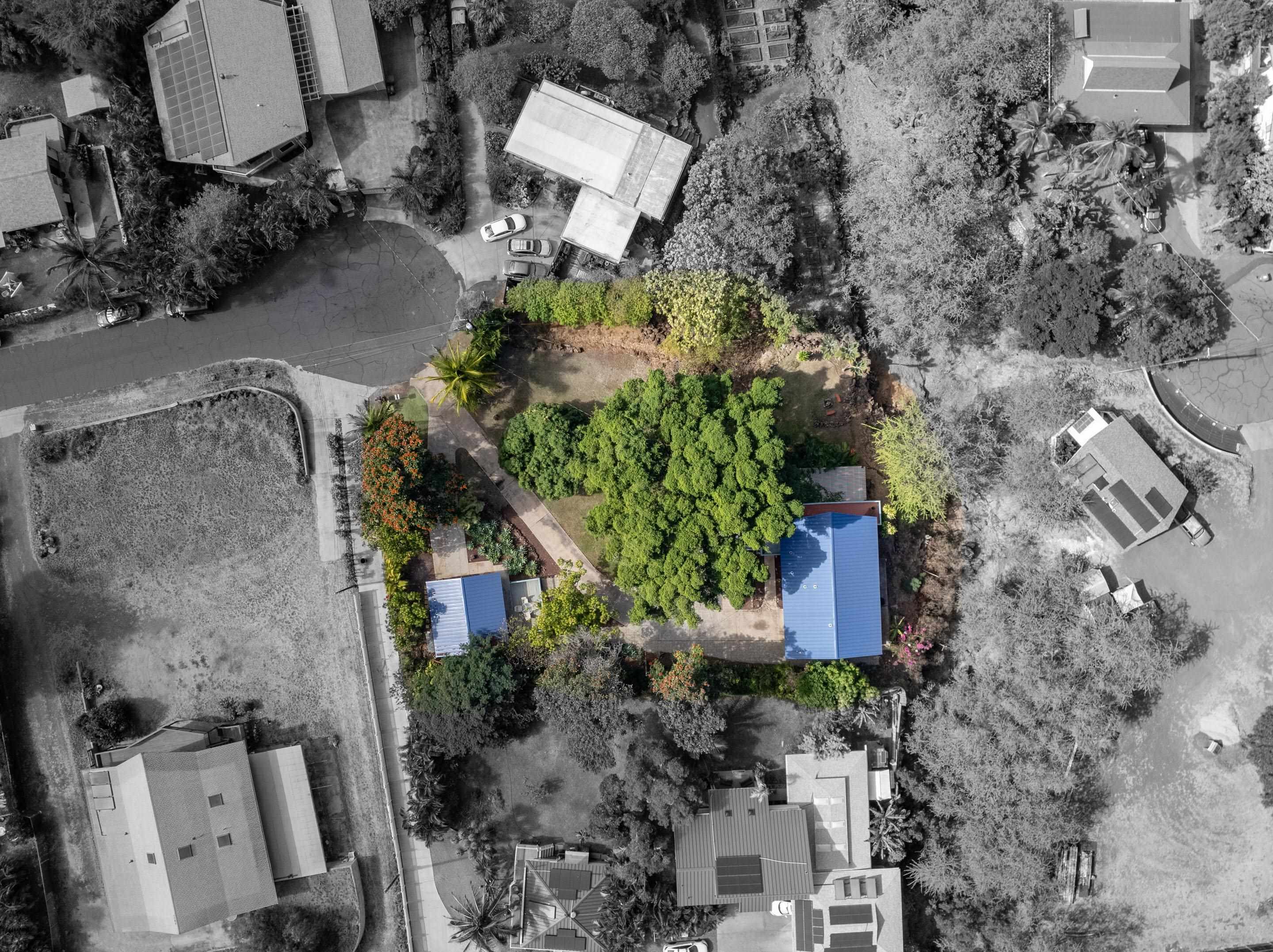 566 Mikioi Pl Property Photo 47