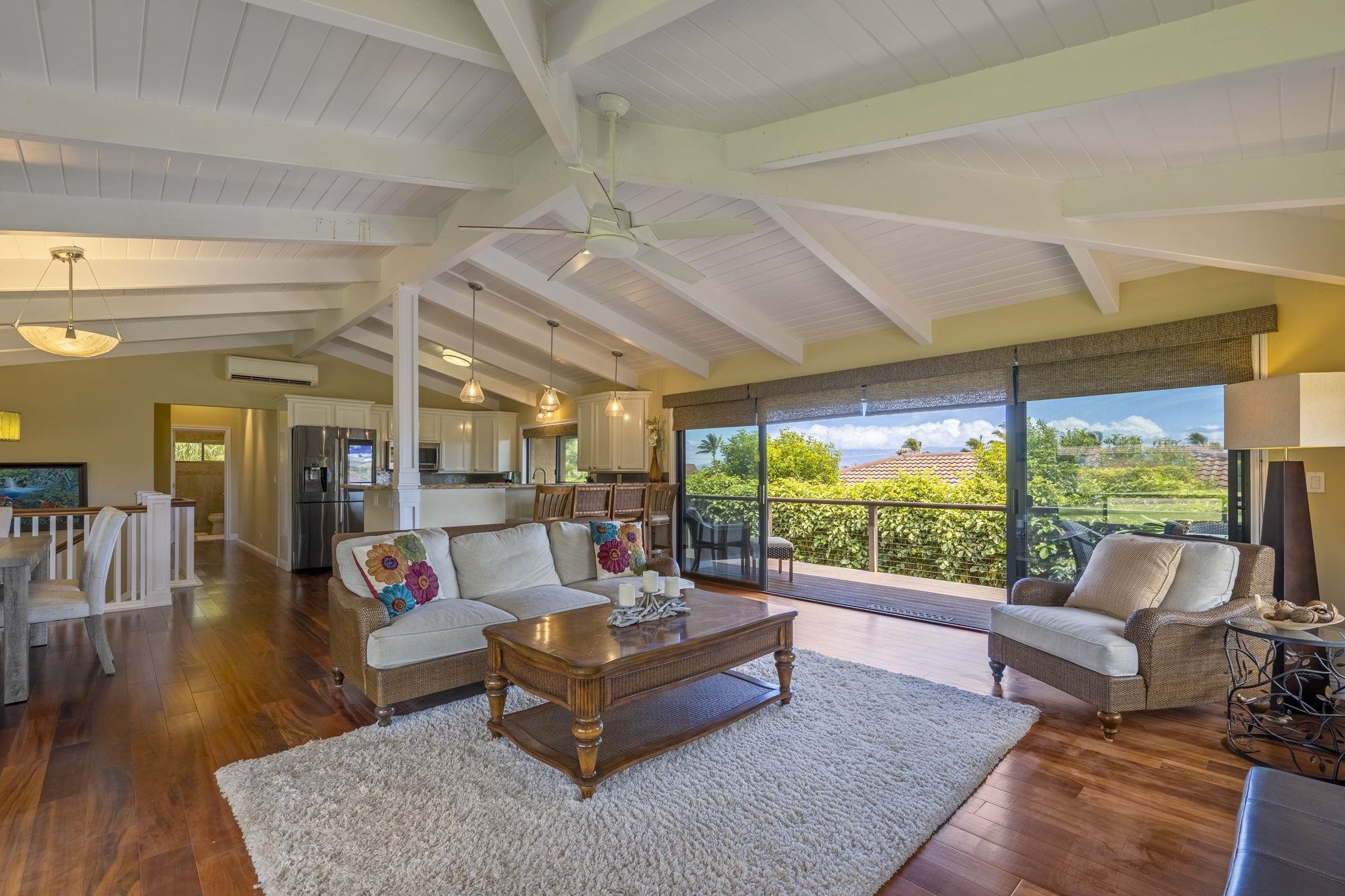 4087 N Paua Way Property Photo 2