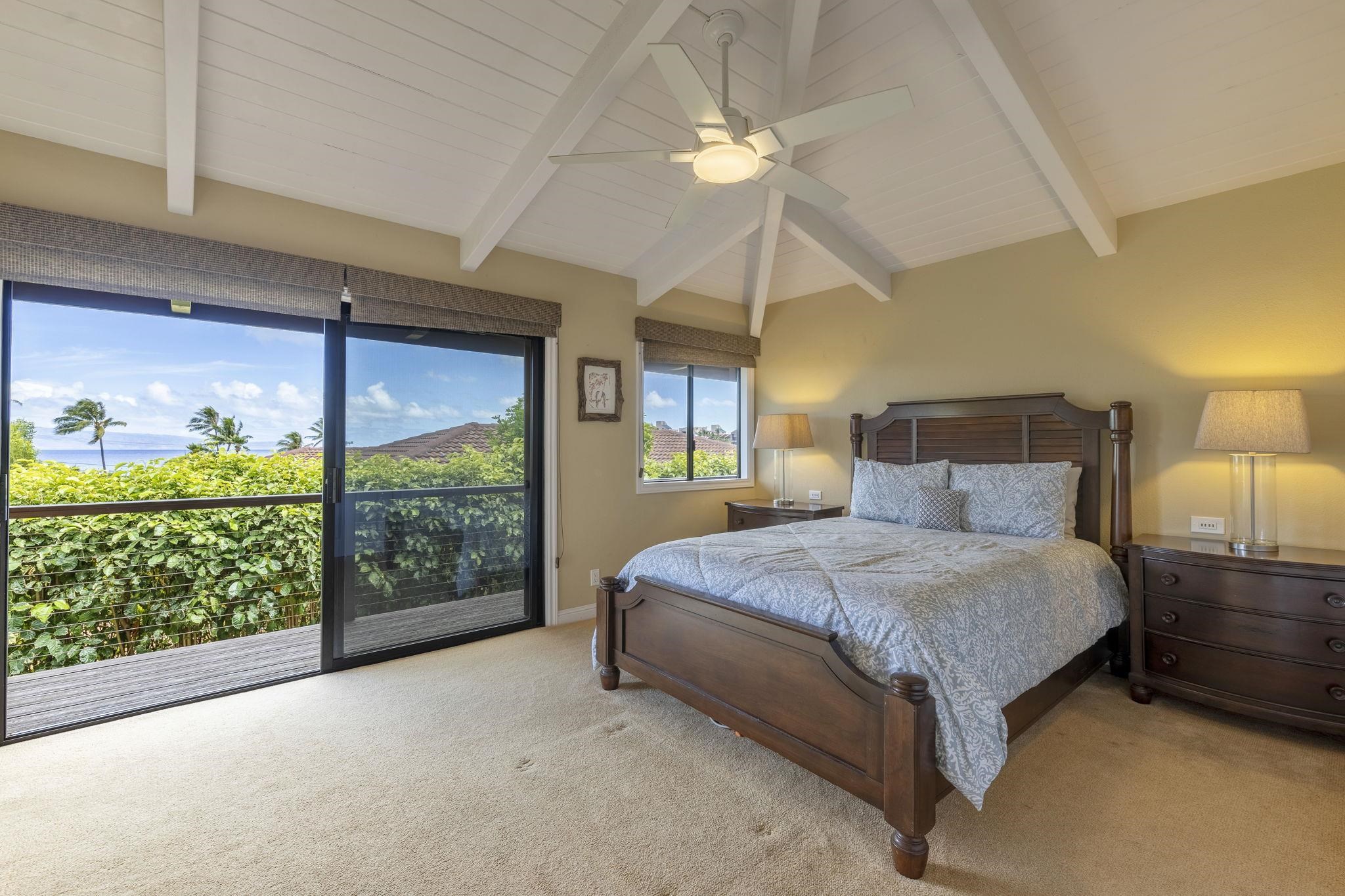 4087 N Paua Way Property Photo 7