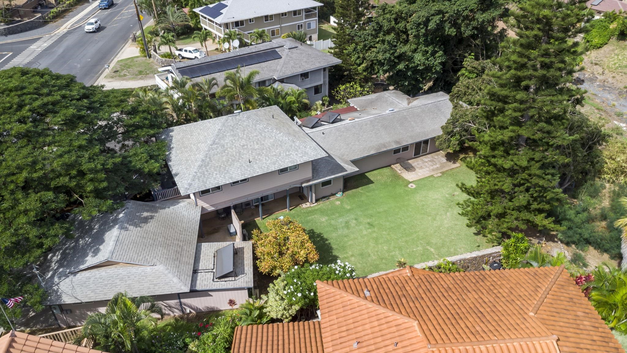 277 Keonekai Rd Property Photo 3