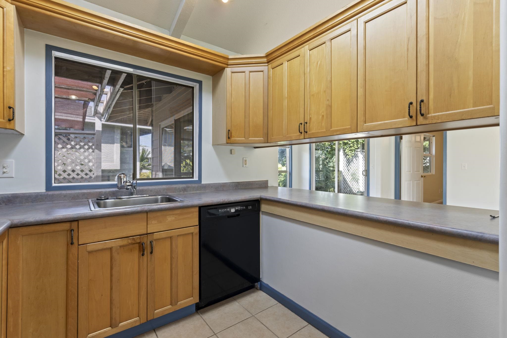 277 Keonekai Rd Property Photo 11