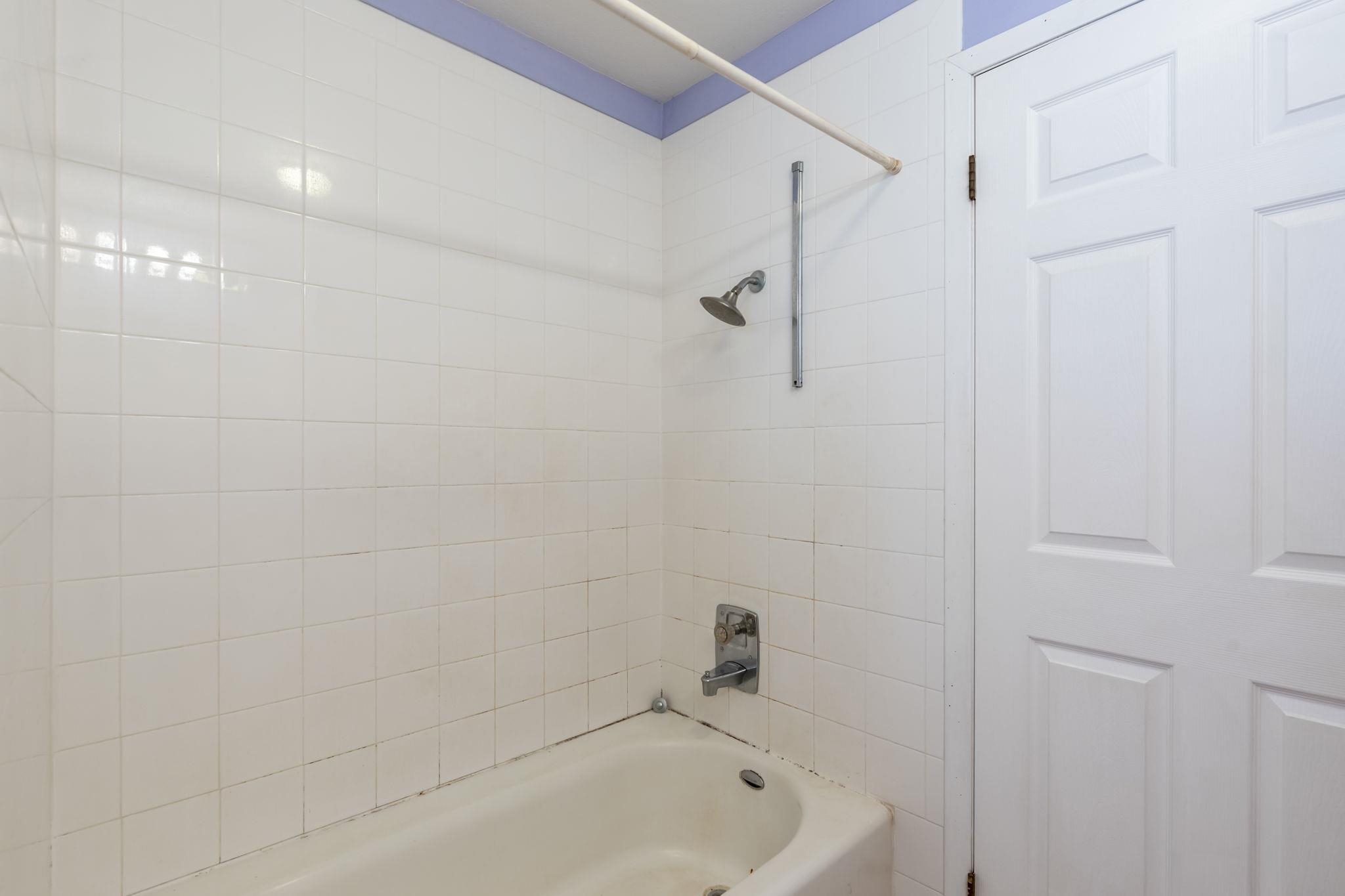 277 Keonekai Rd Property Photo 23