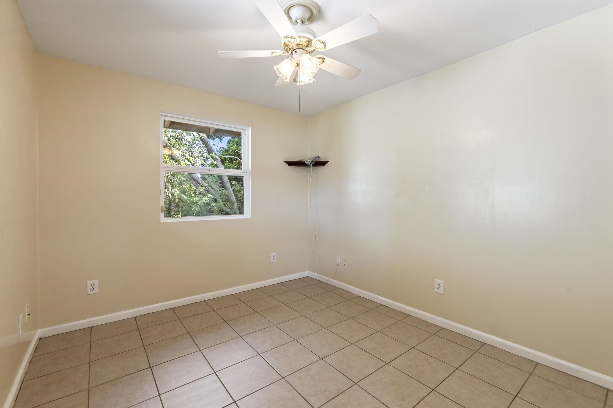 277 Keonekai Rd Property Photo 32