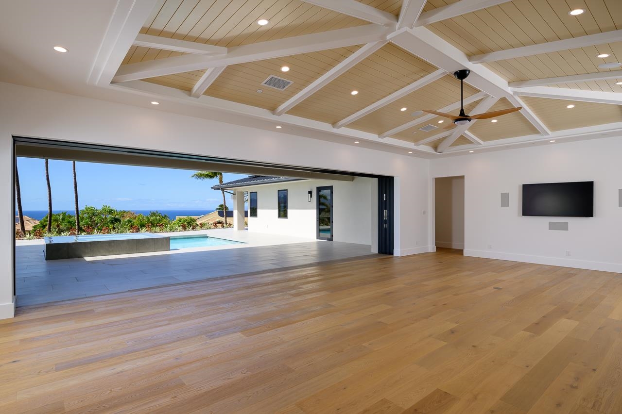 1015 Anapuni Pl Property Photo 3