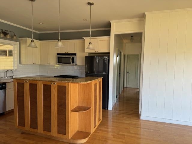 310 Seaside Pl Property Photo 7