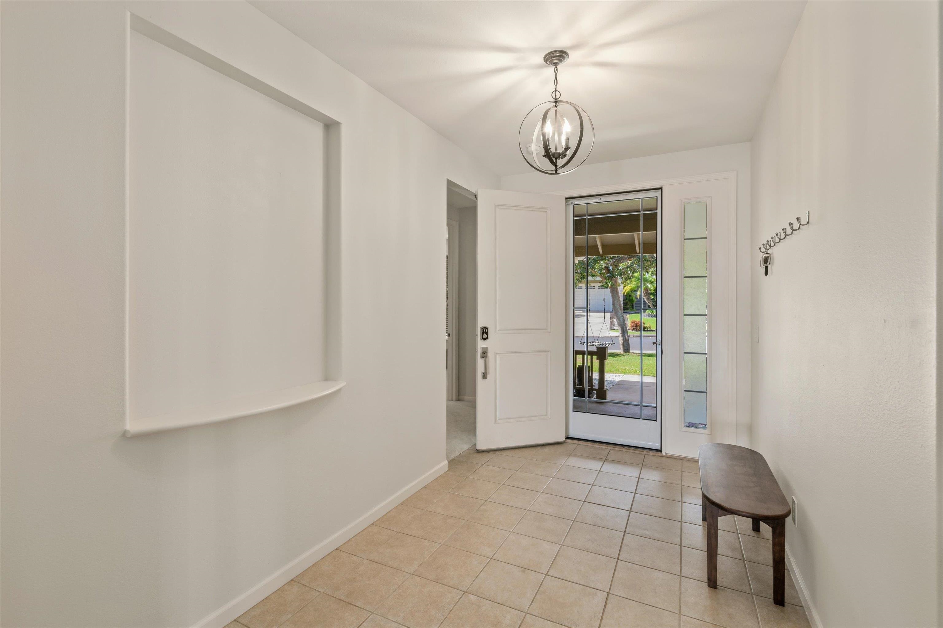 20 Malihini Pl Property Photo 12