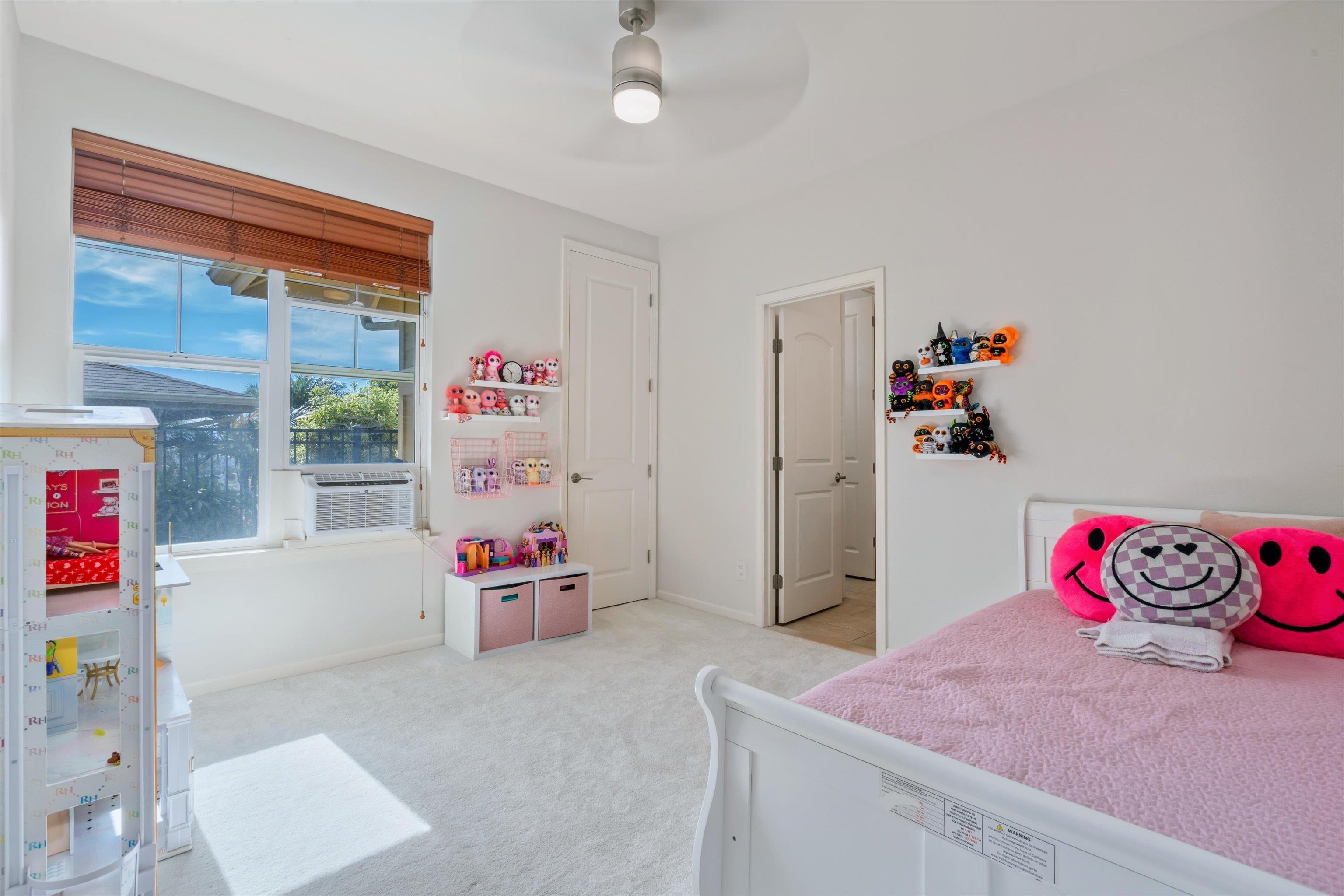 20 Malihini Pl Property Photo 13