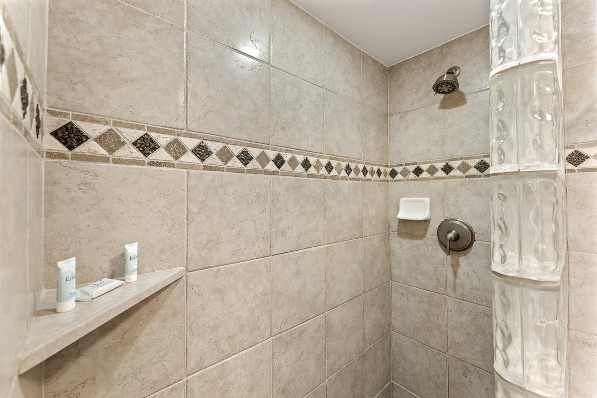 4327 Lower Honoapiilani Rd Property Photo 21