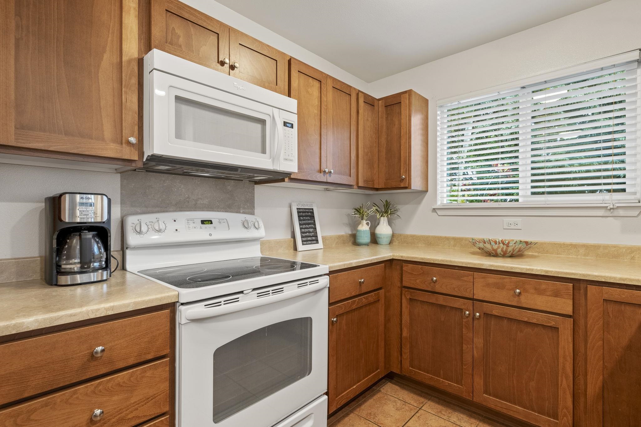 243 Lau Oliwa Loop Property Photo 12