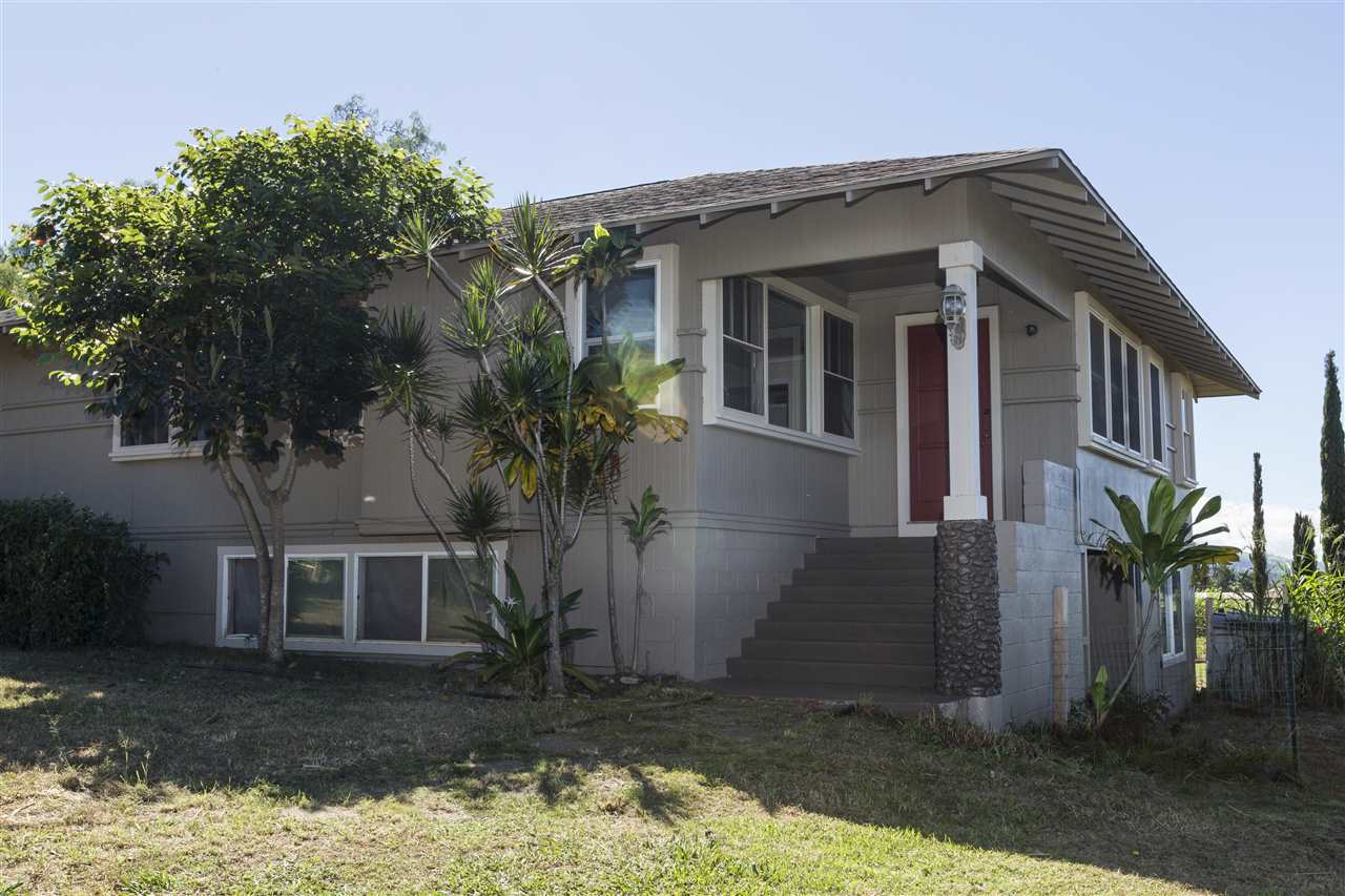686 Omaopio Rd Property Photo