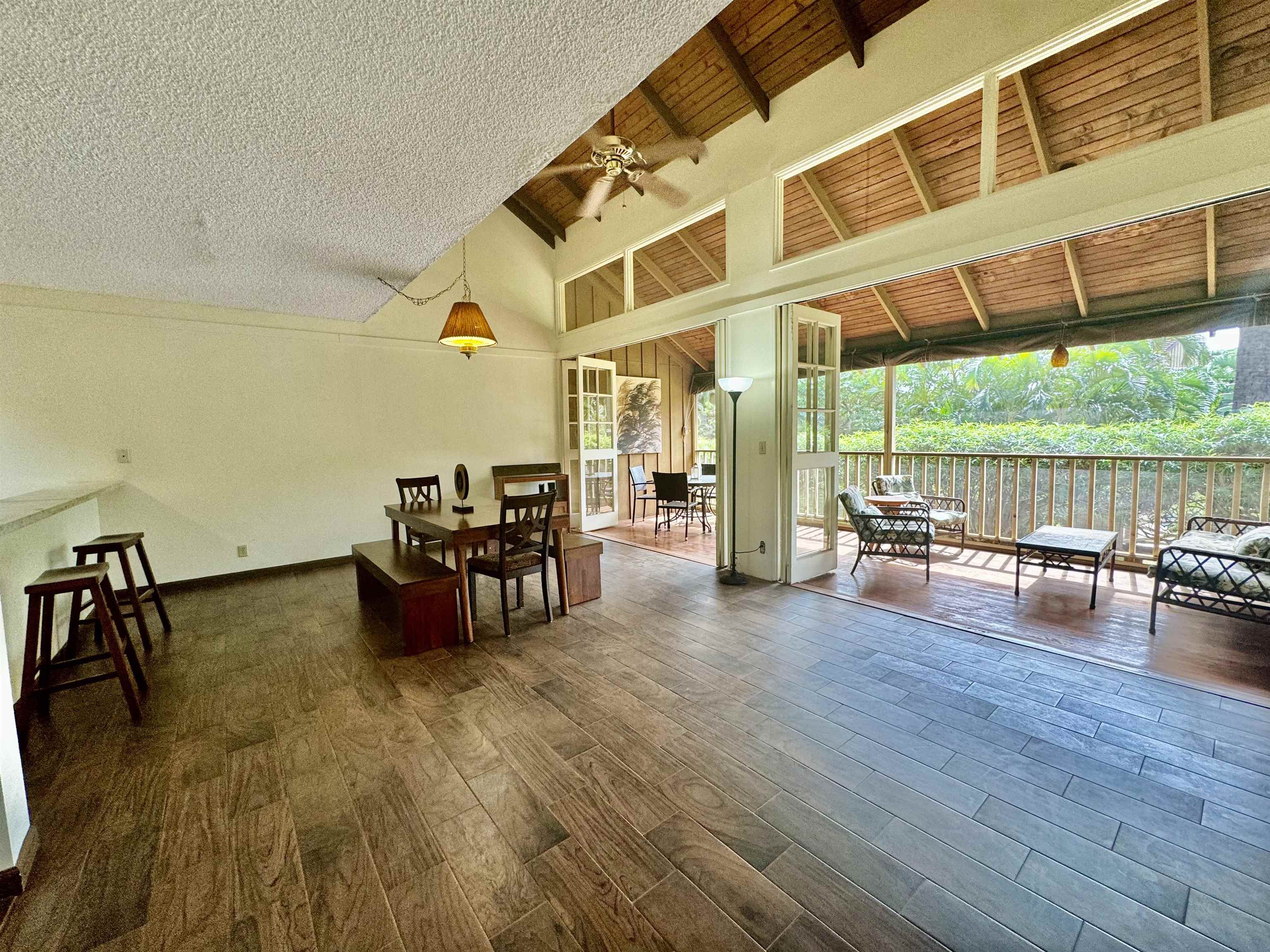 100 Lio Pl Property Photo 4