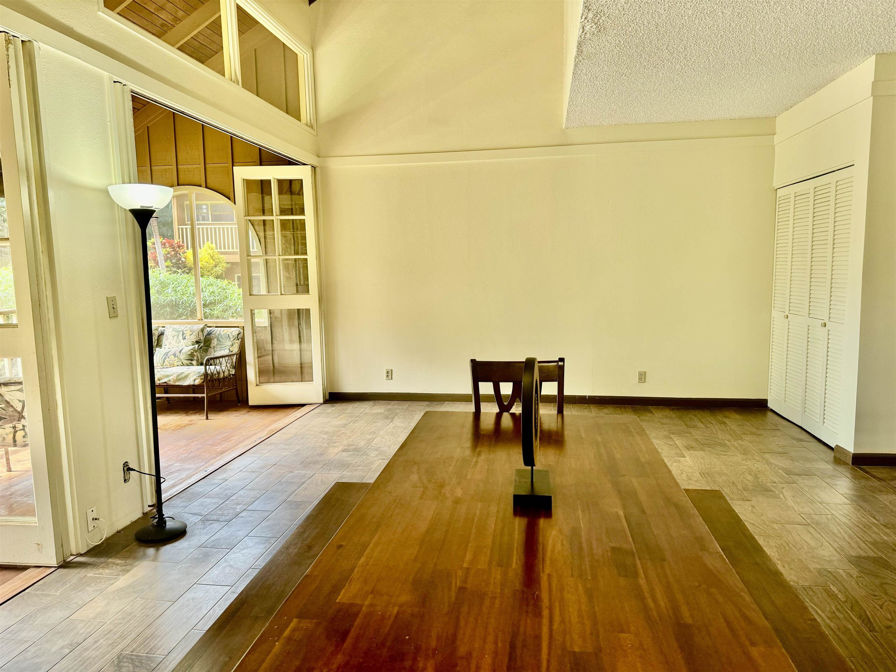 100 Lio Pl Property Photo 5