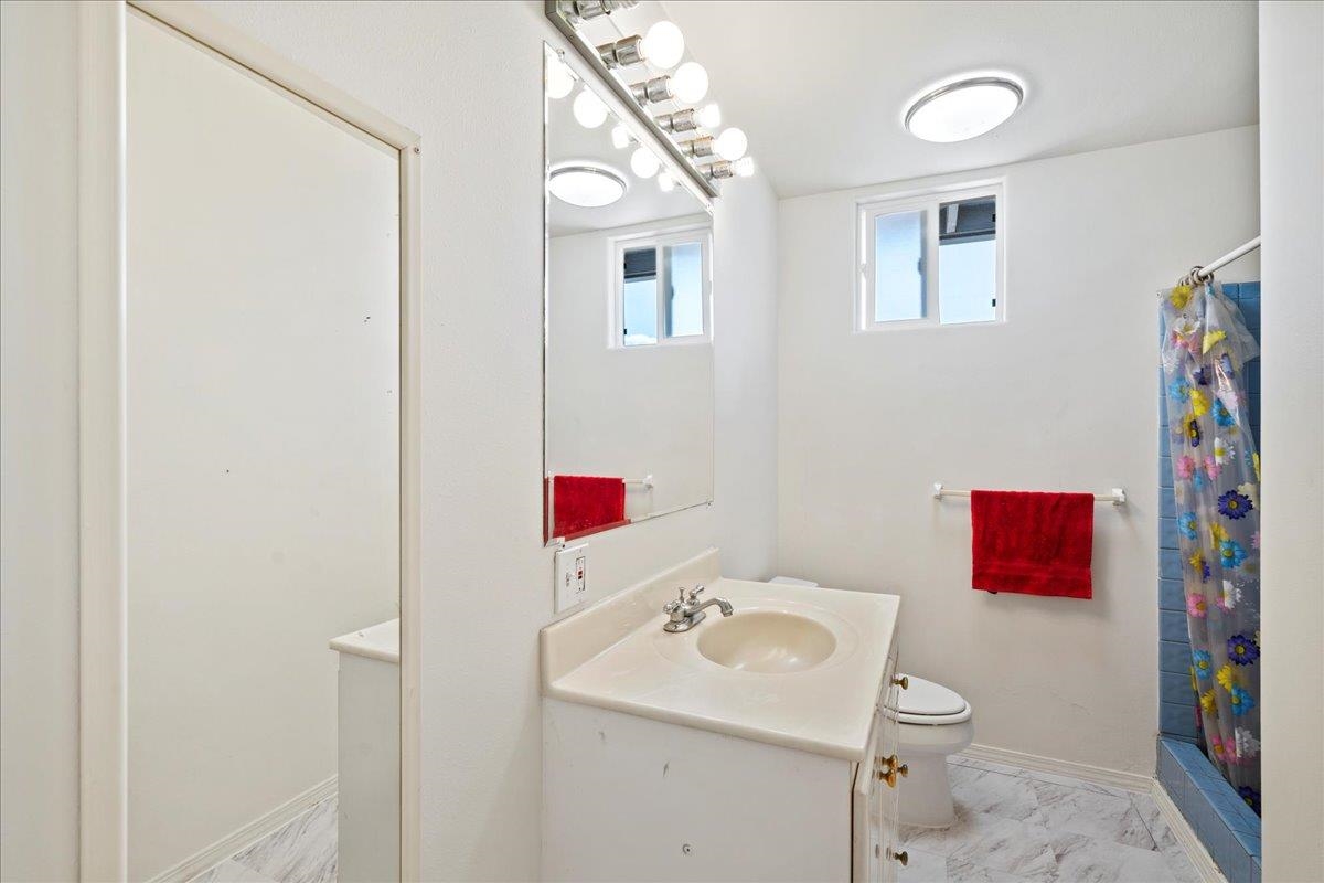 618 Liholiho St Property Photo 42