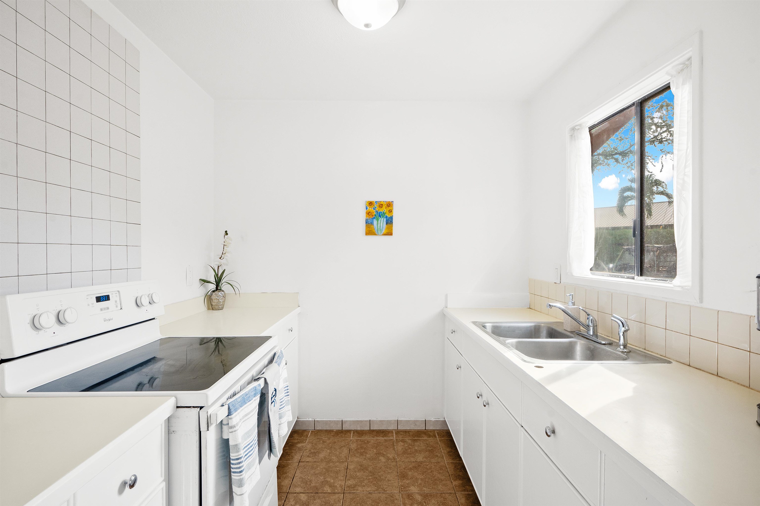 2065 Kanoe St Property Photo 5