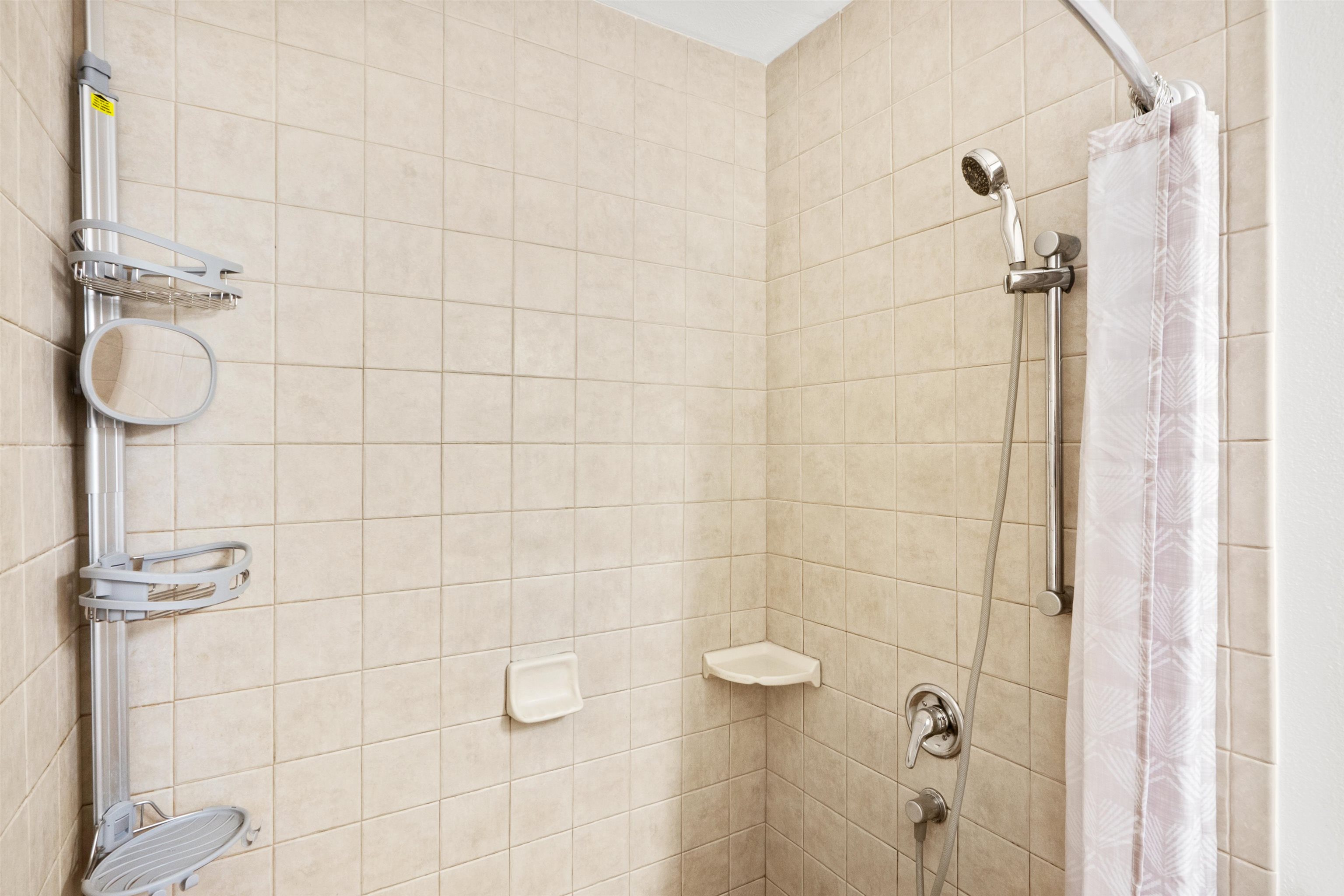 2065 Kanoe St Property Photo 14