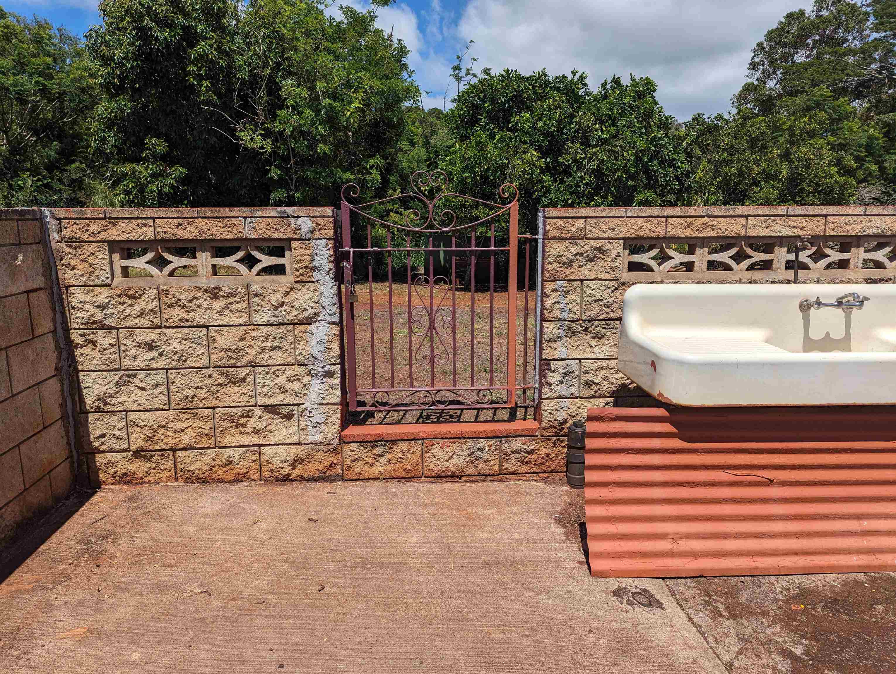 1525 Pakali St Property Photo 12