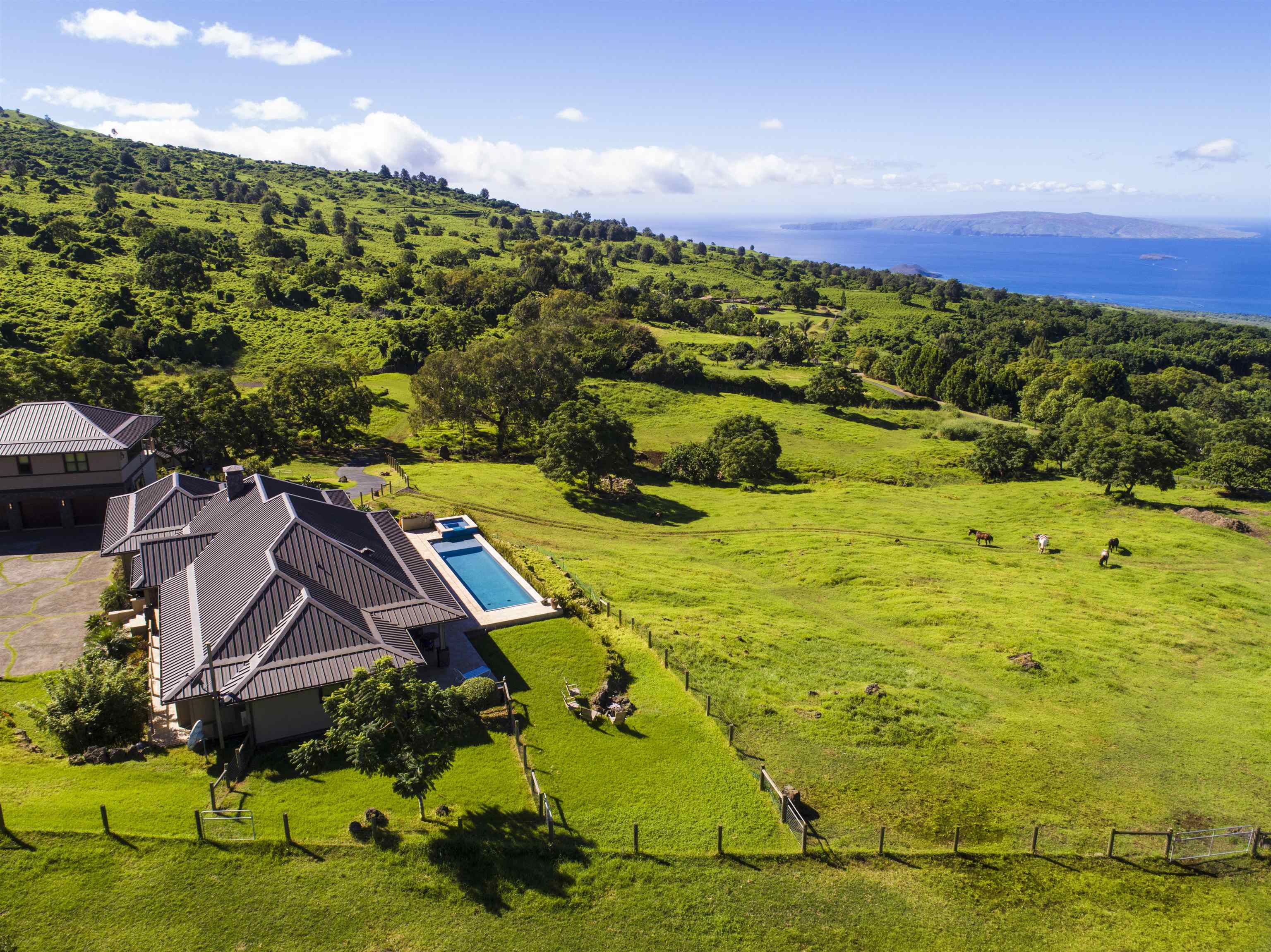 337 Kealakapu Rd Property Photo 2