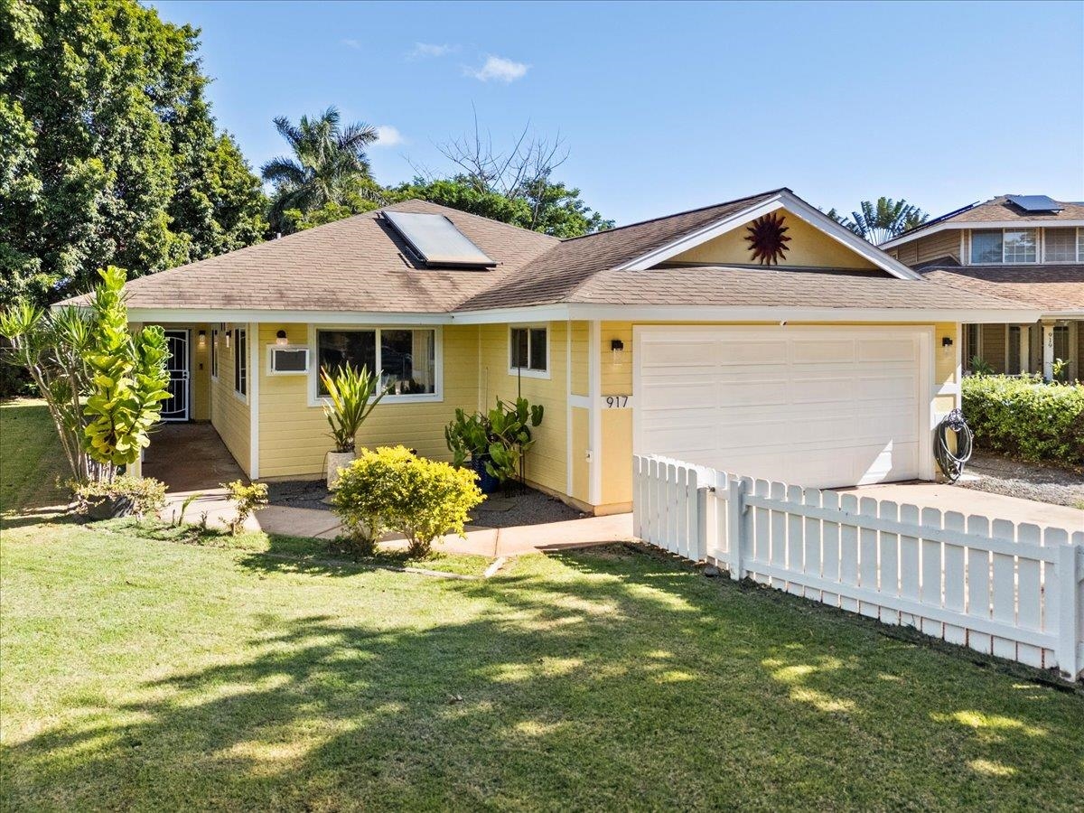 917 Kahoku Pl Property Photo 3