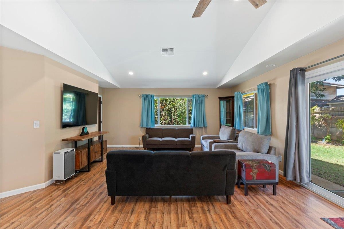 917 Kahoku Pl Property Photo 9