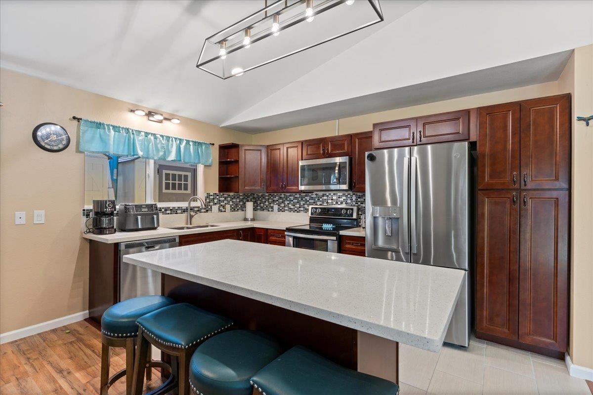 917 Kahoku Pl Property Photo 12
