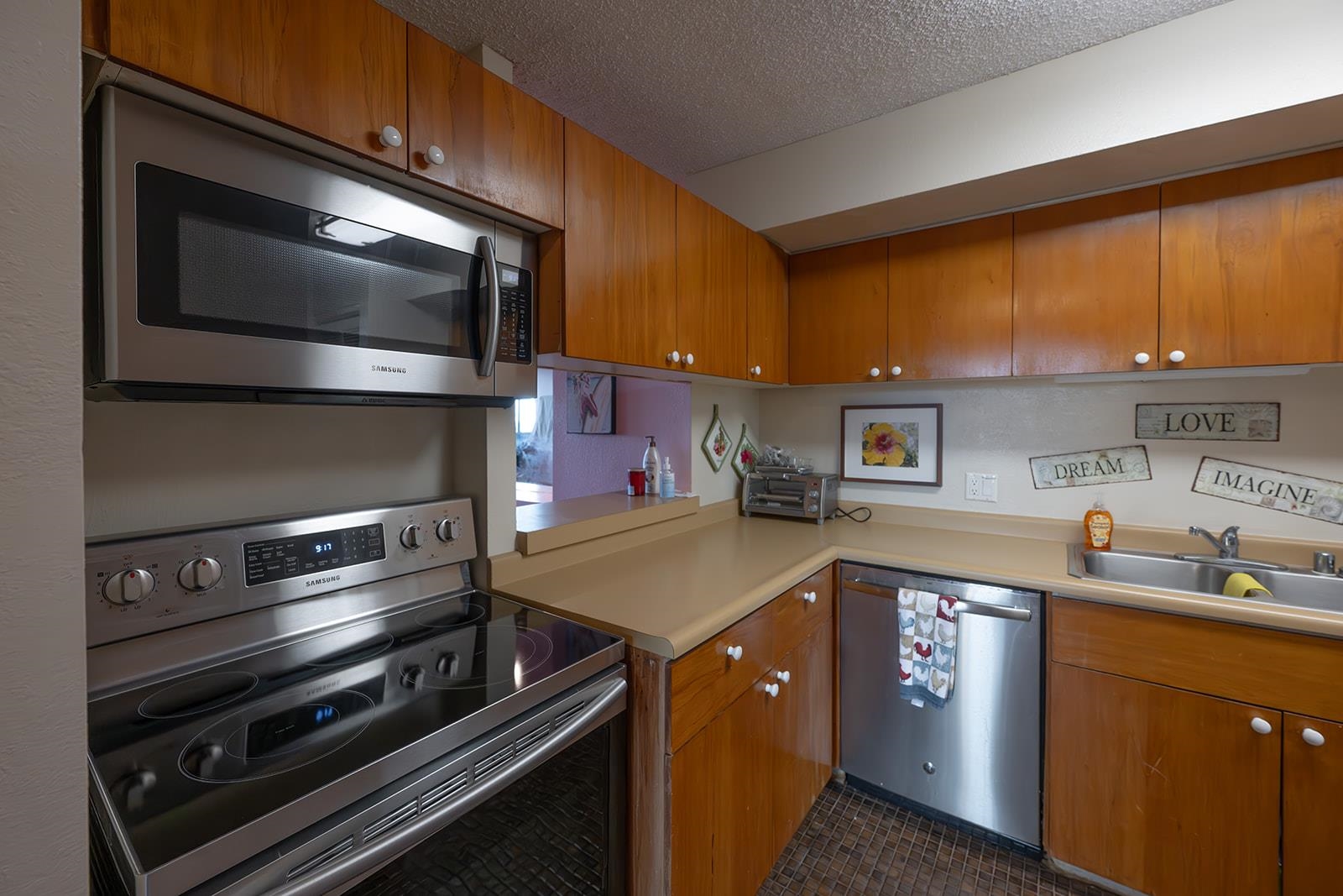 4242 Lower Honoapiilani Rd Property Photo 5