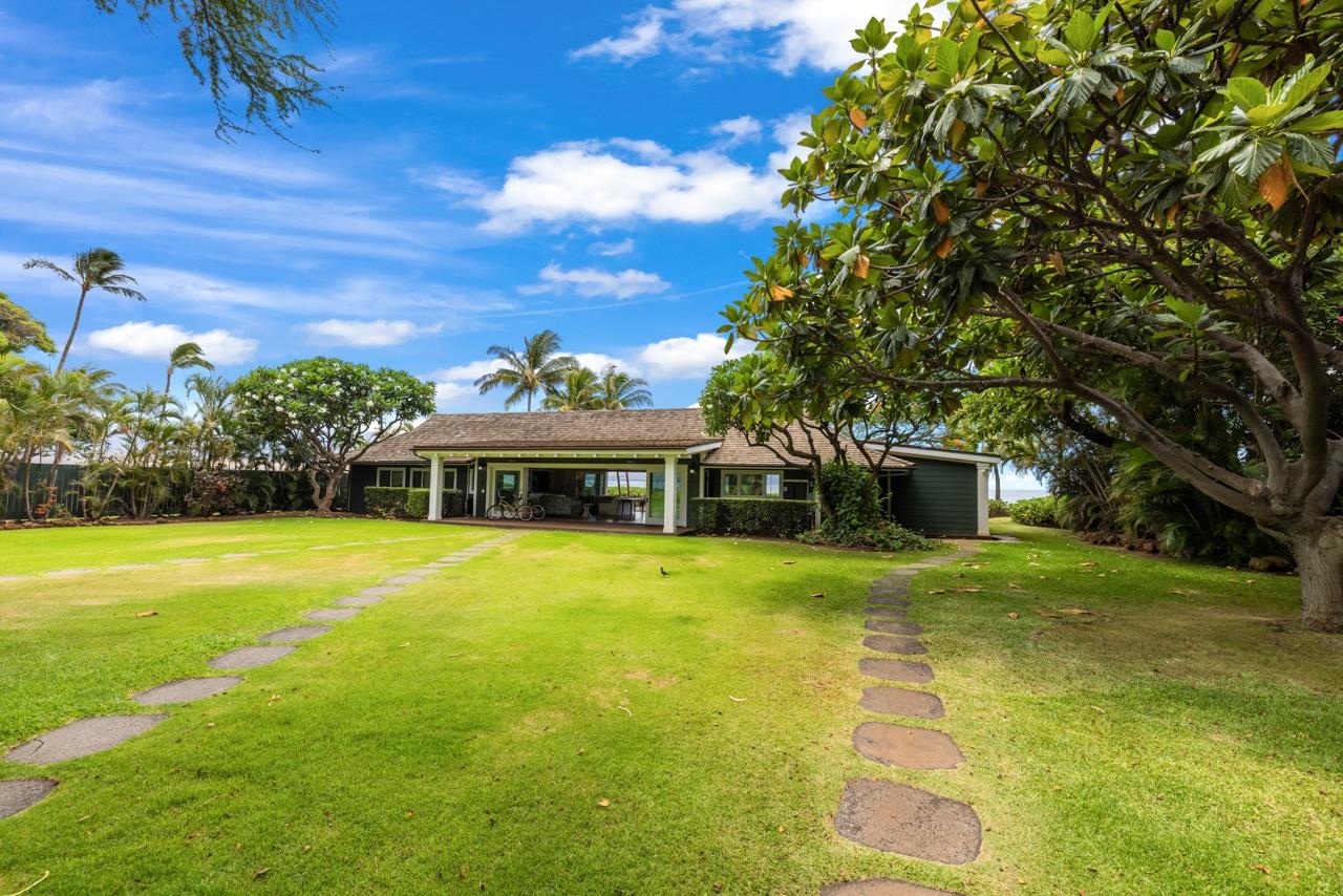 210 Hauoli St Property Photo 23