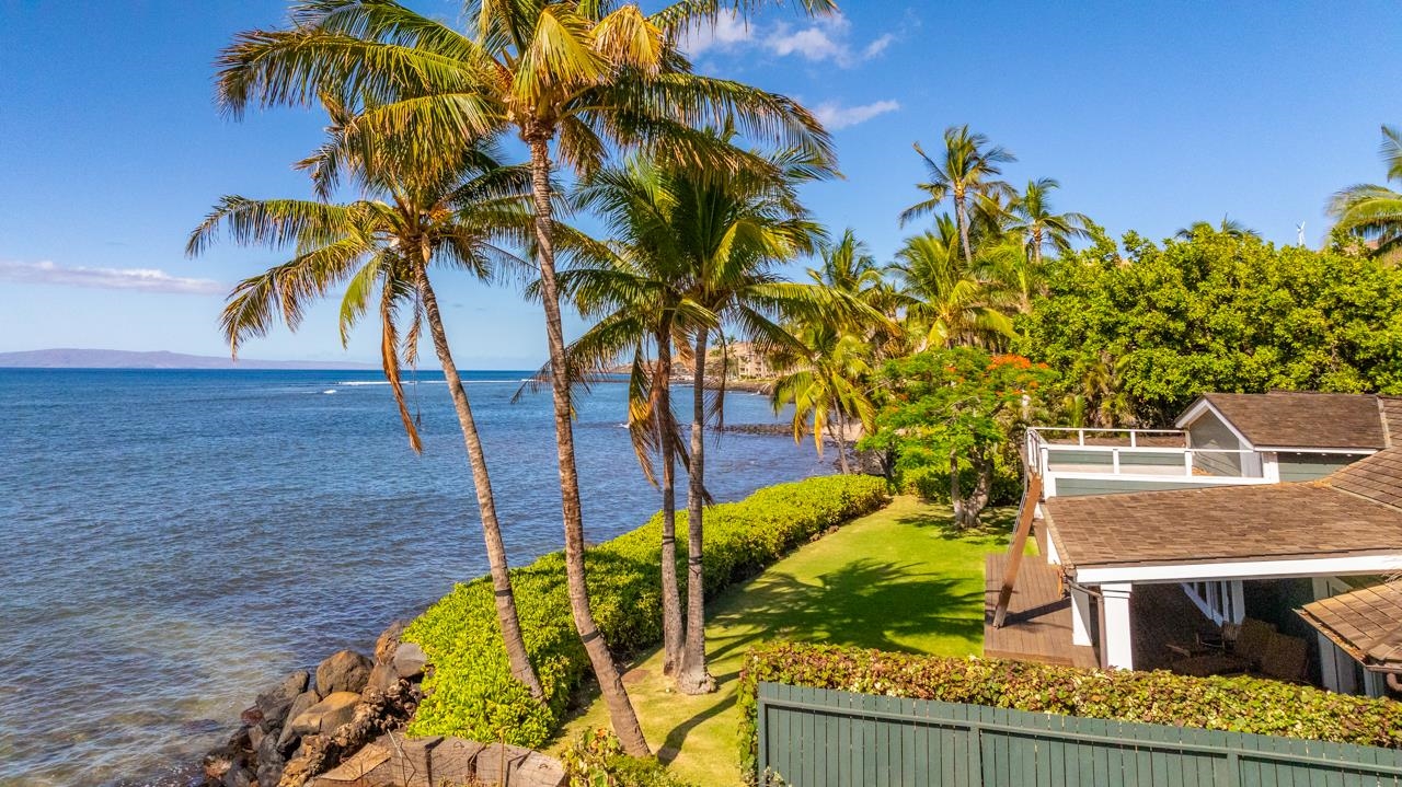 210 Hauoli St Property Photo 31