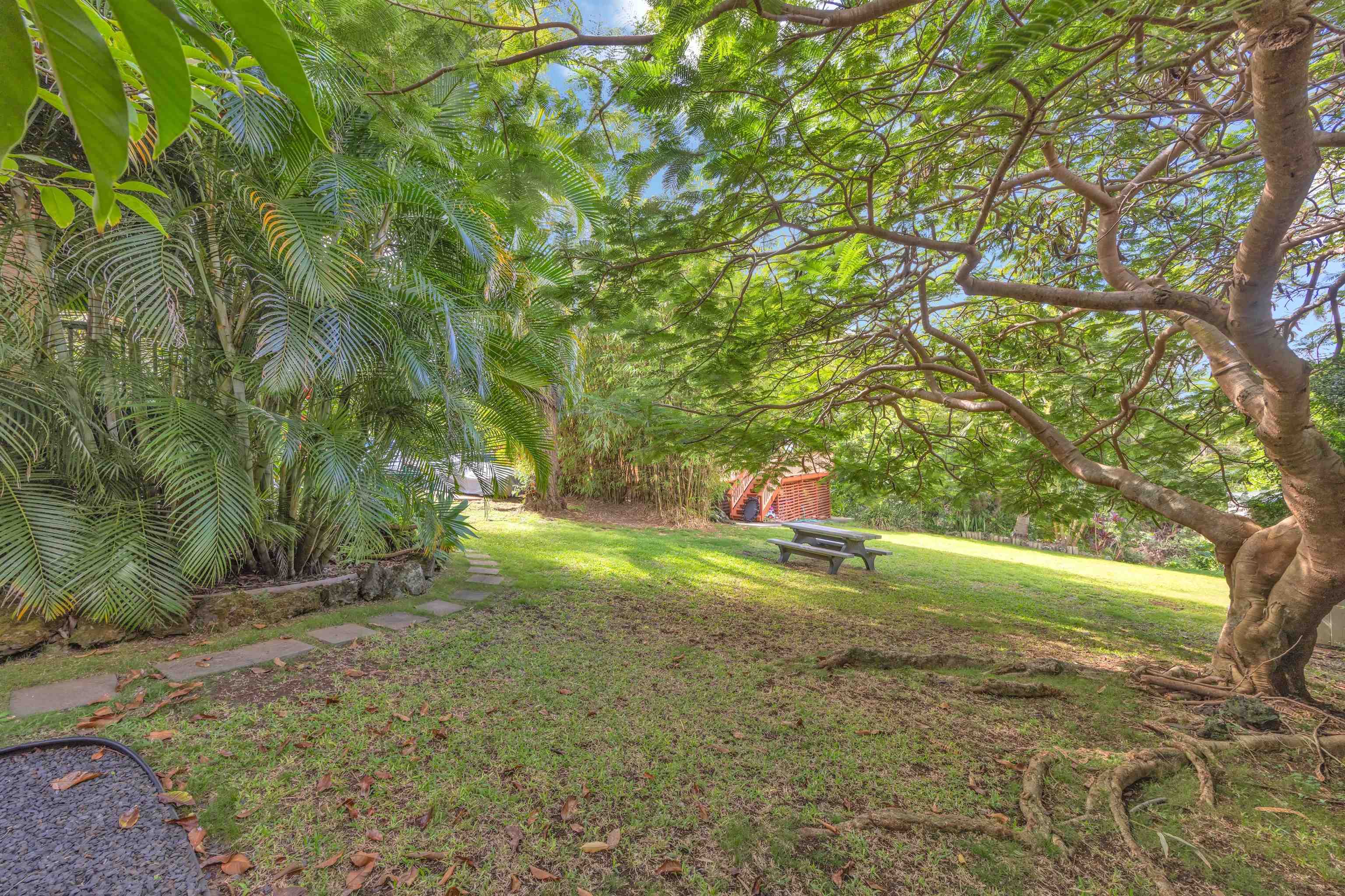 330 Kaupea St Property Photo 41