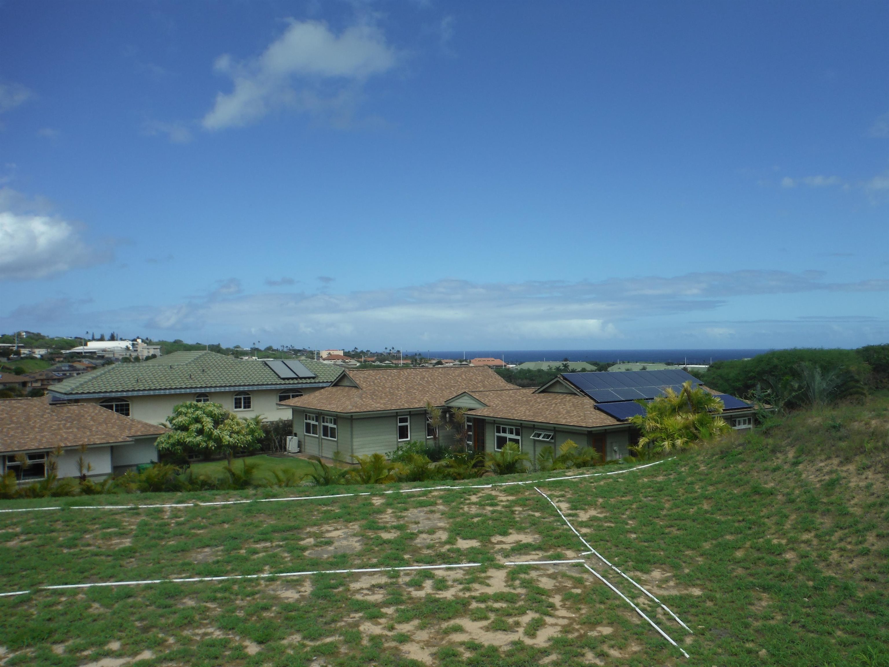15 E Kapueone Pl Property Photo 4
