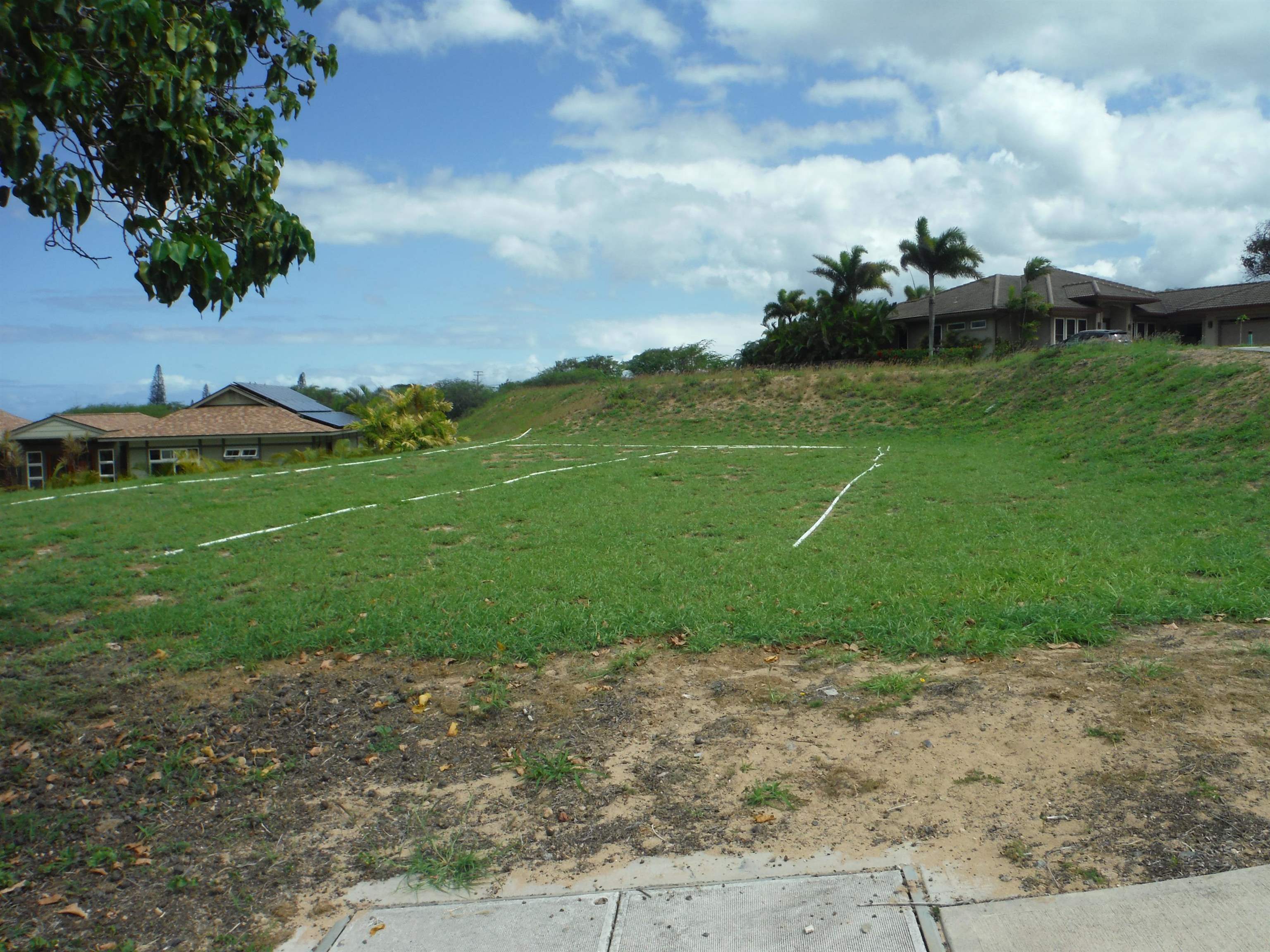 15 E Kapueone Pl Property Photo 7