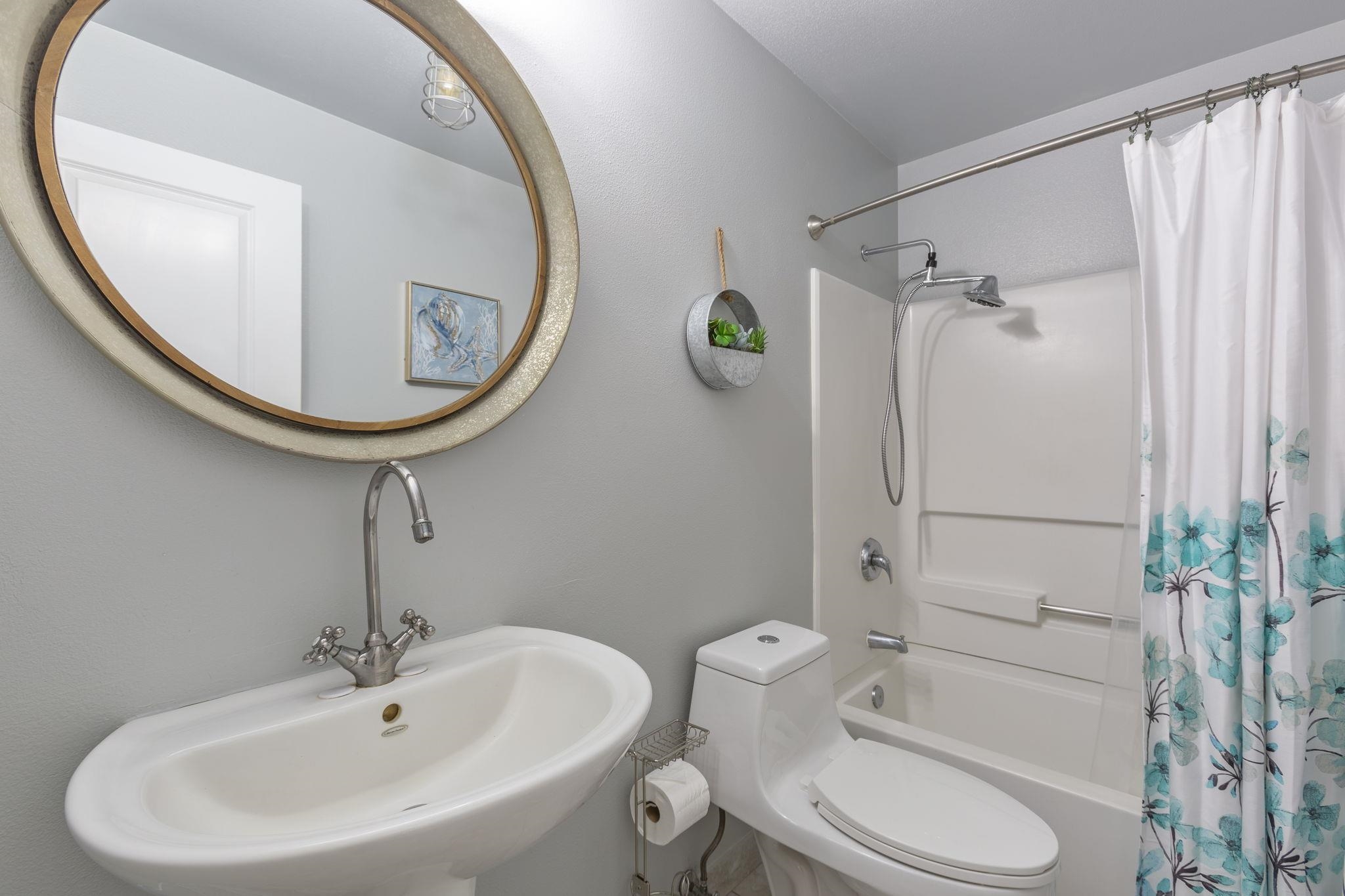 35 Katie Ln Property Photo 28