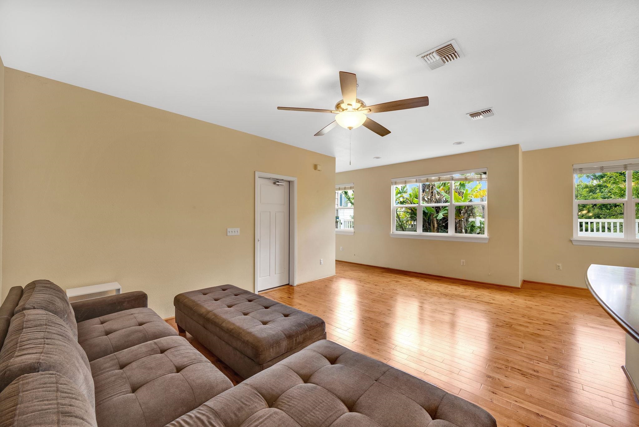 36 Kuinehe Pl Property Photo 12