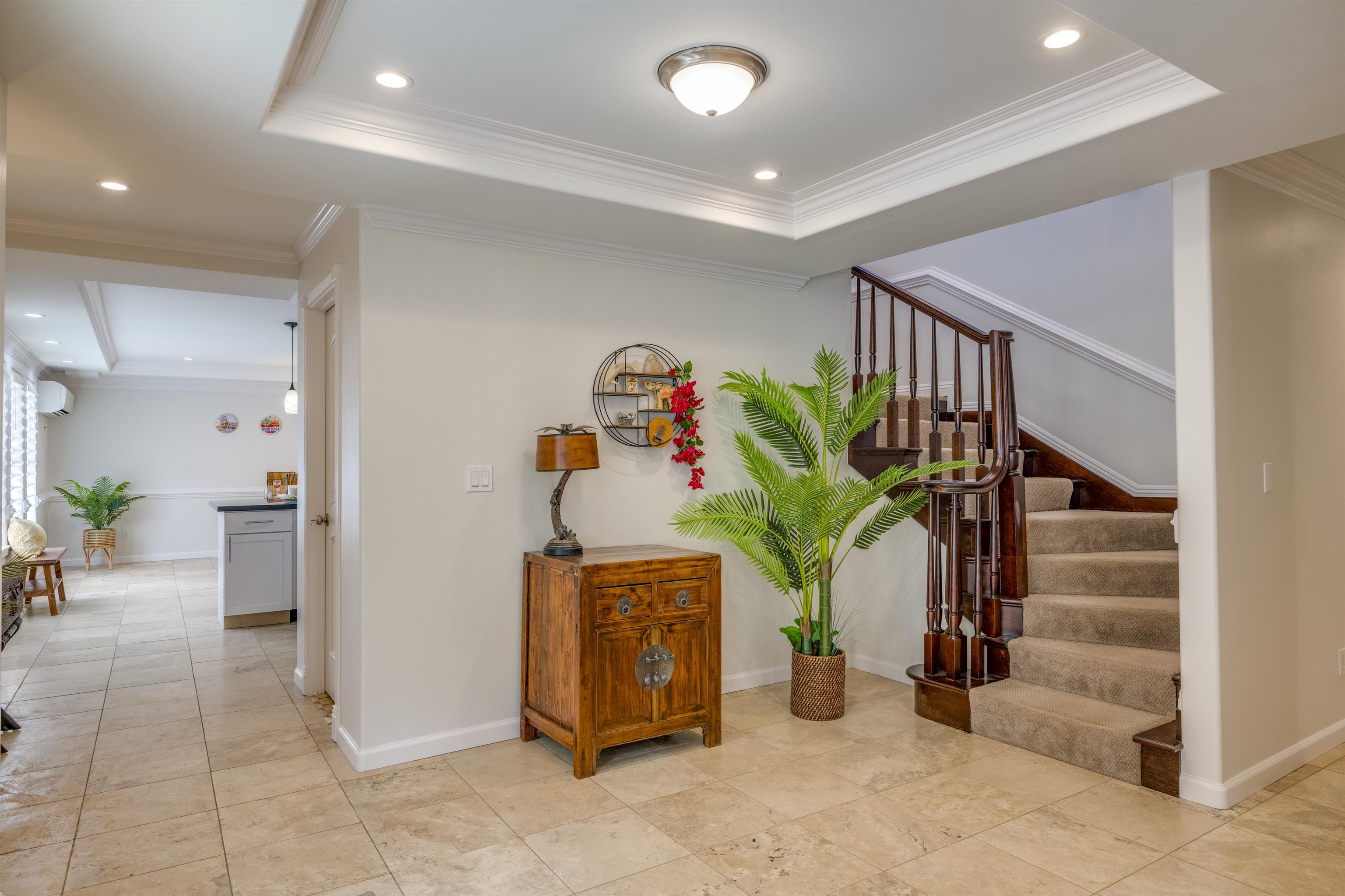 912 N Niheu Pl Property Photo 2