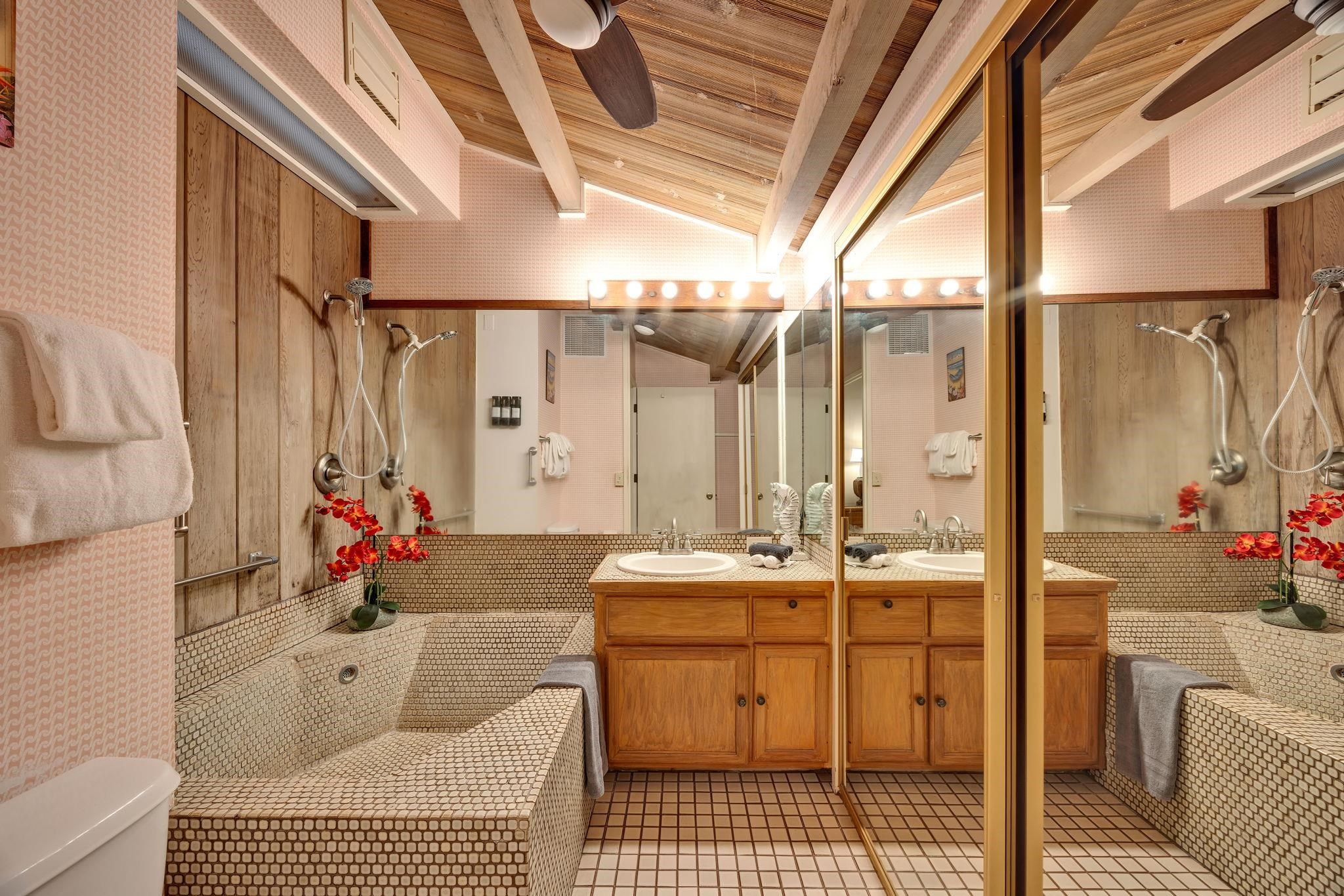 3691 Lower Honoapiilani Rd Property Photo 26