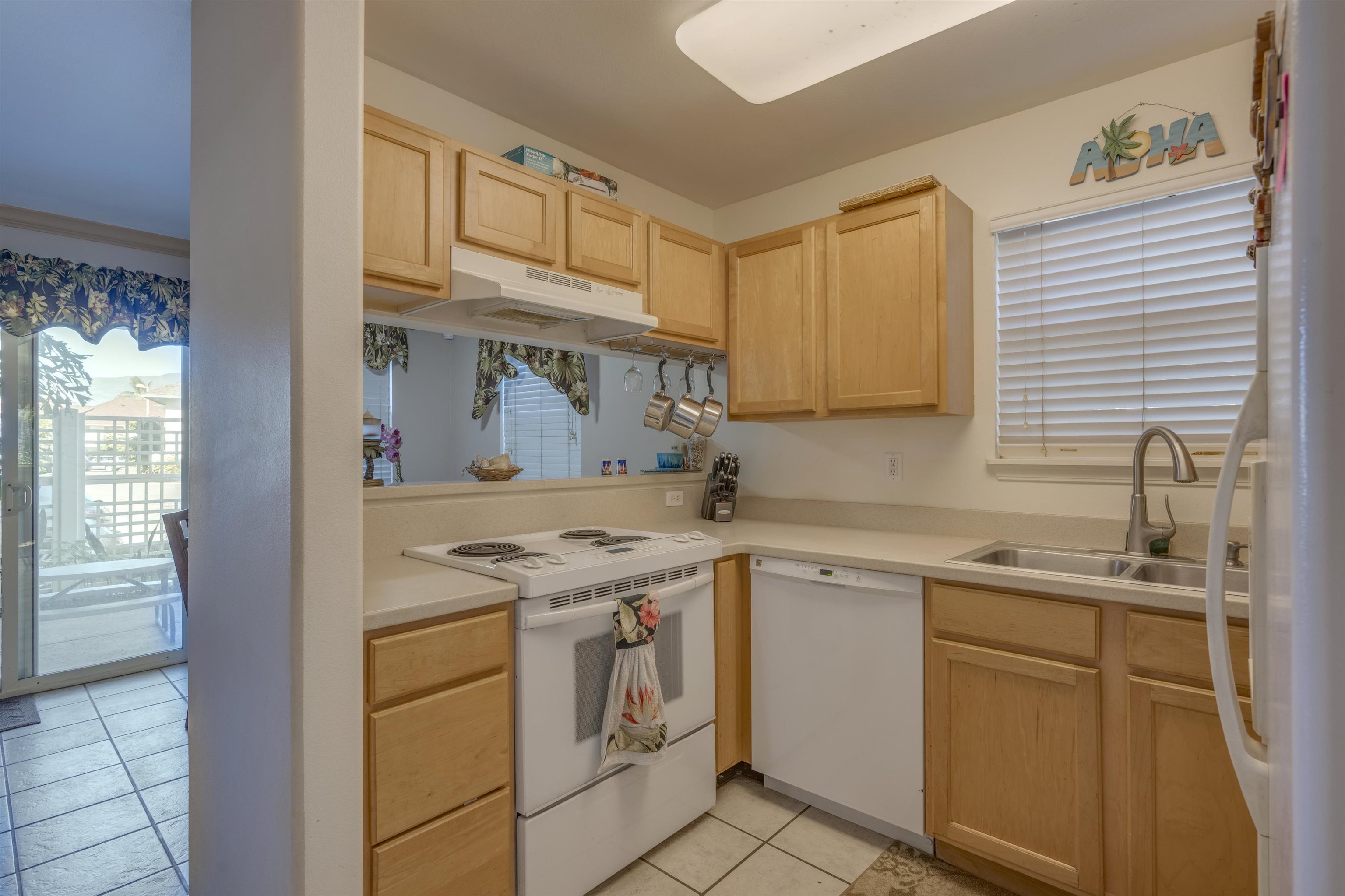 60 Halili Ln Property Photo 7