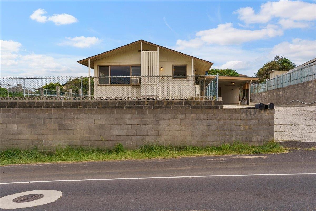 583 Kea St Property Photo 2