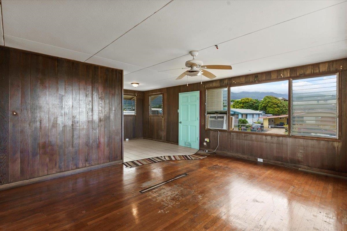 583 Kea St Property Photo 6