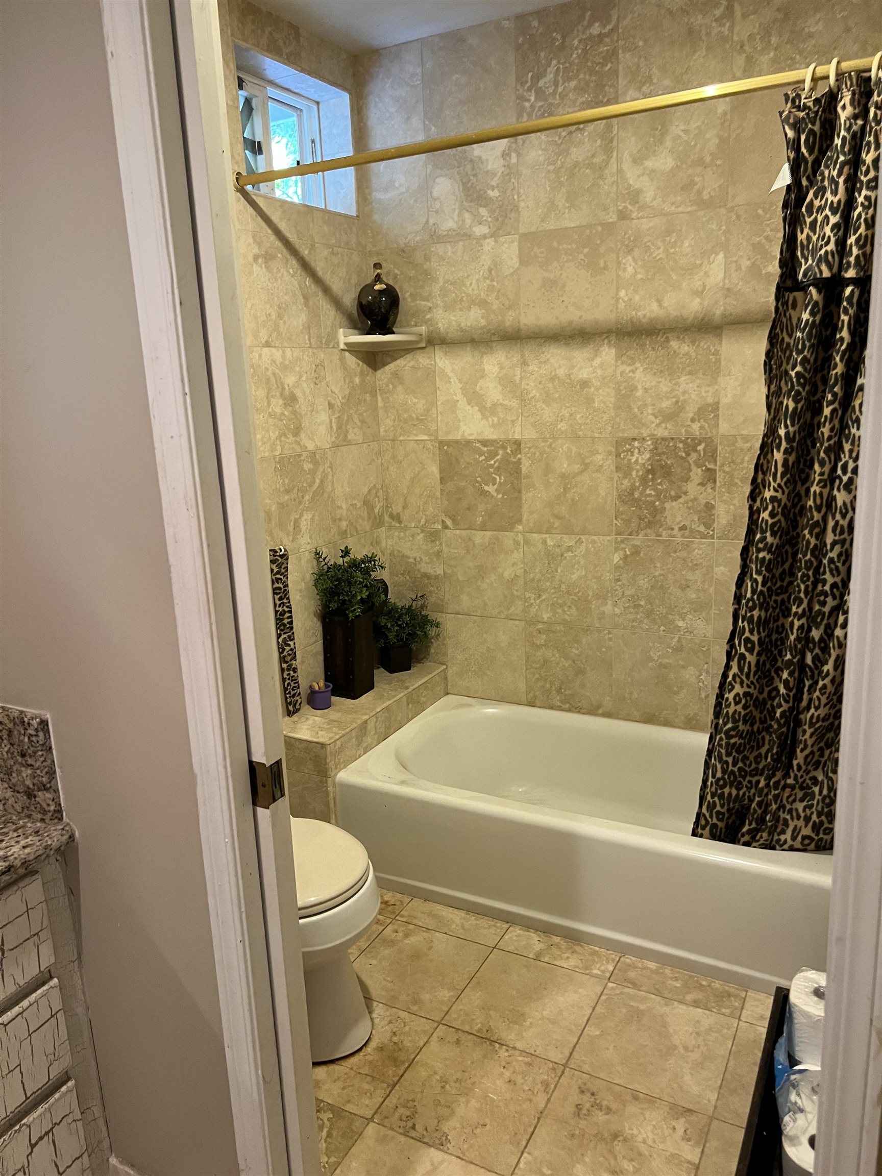 221 E Ikea Kai Pl Property Photo 23