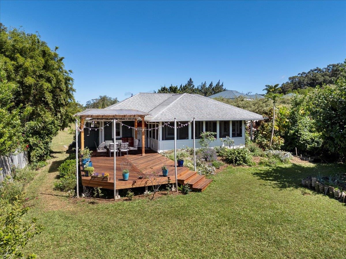 1205 W Kuiaha Rd Property Photo 2