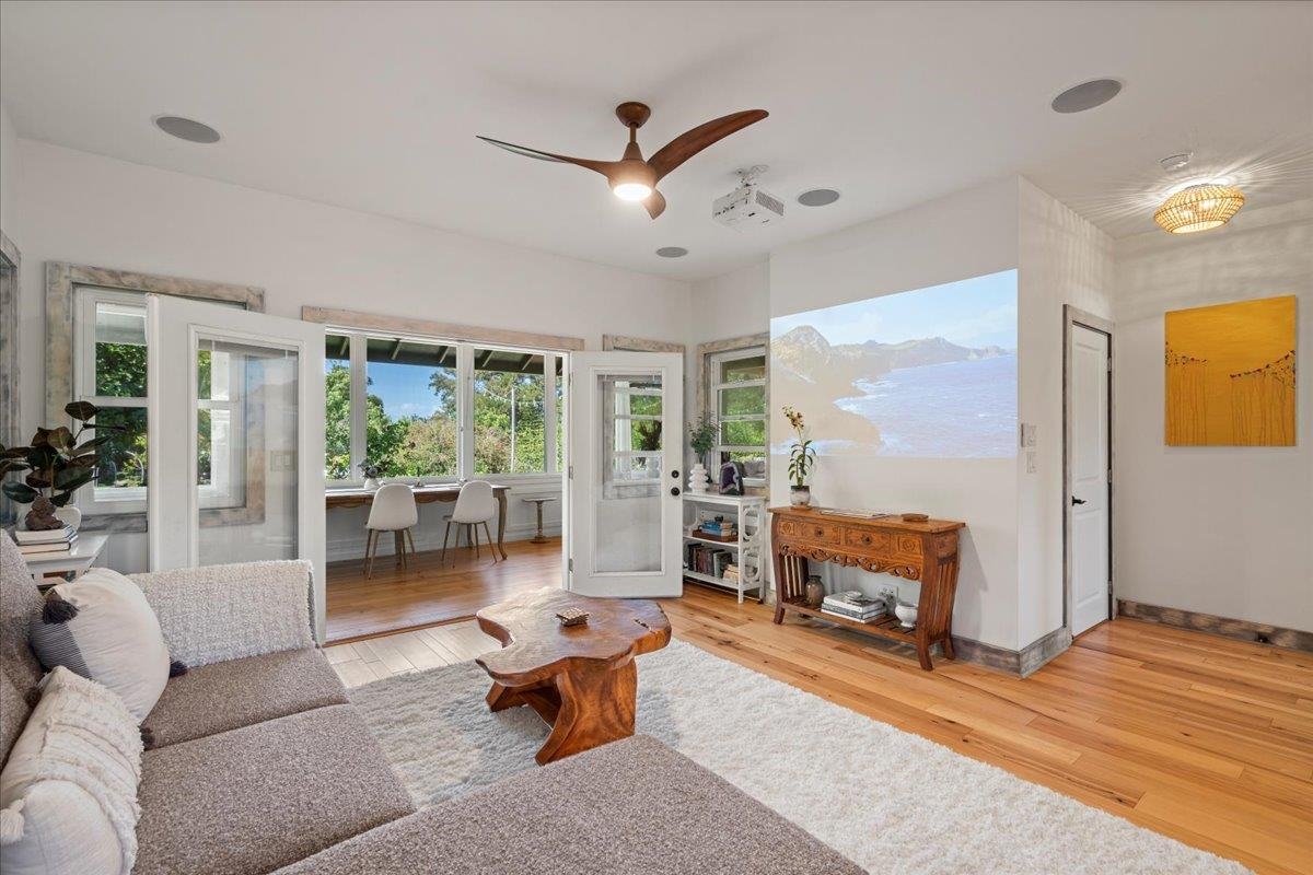 1205 W Kuiaha Rd Property Photo 4