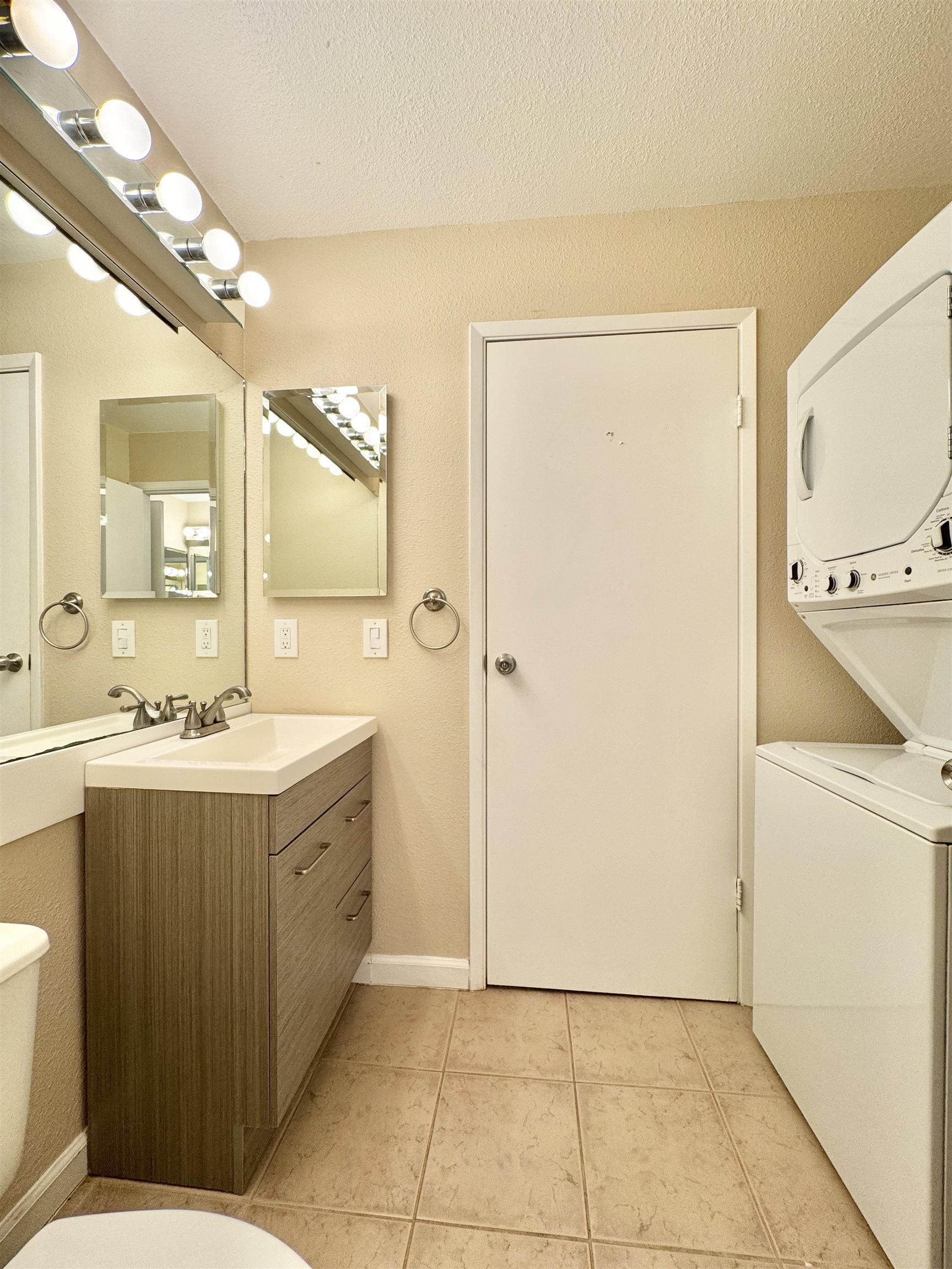 160 Keonekai Rd Property Photo 19