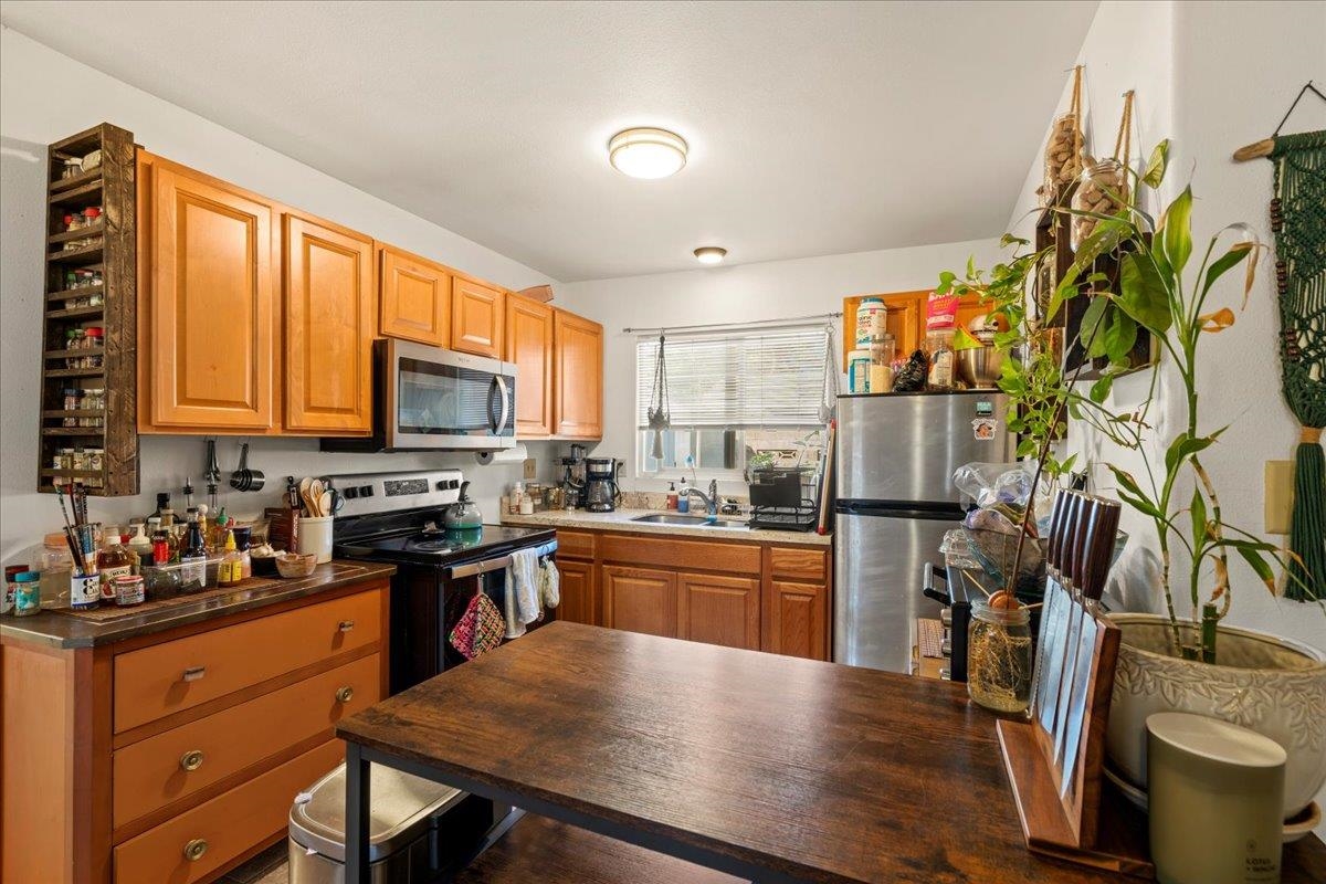 166 Eleu Pl Property Photo 17